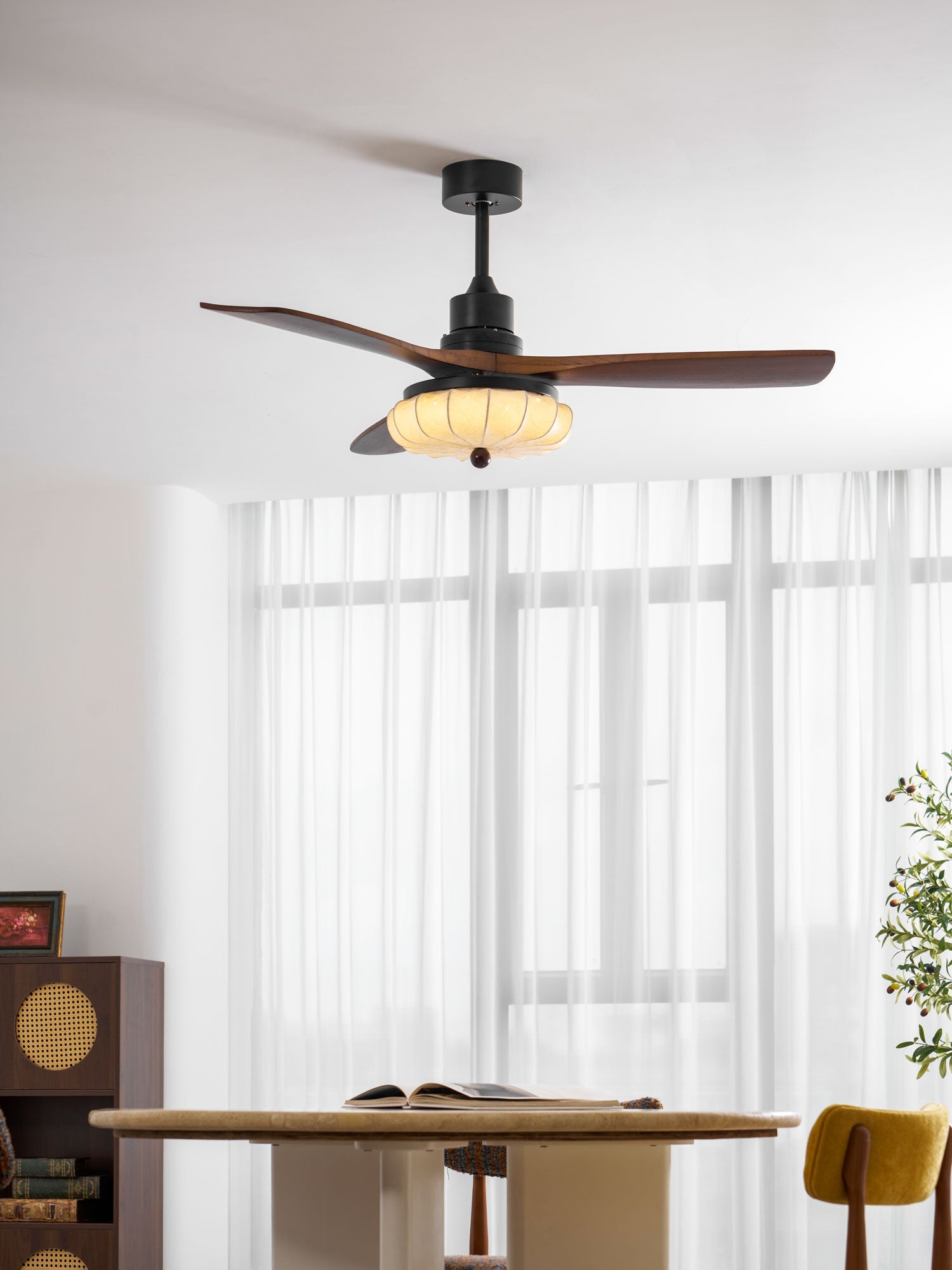 Allinyo Lotus Ceiling Fan Light