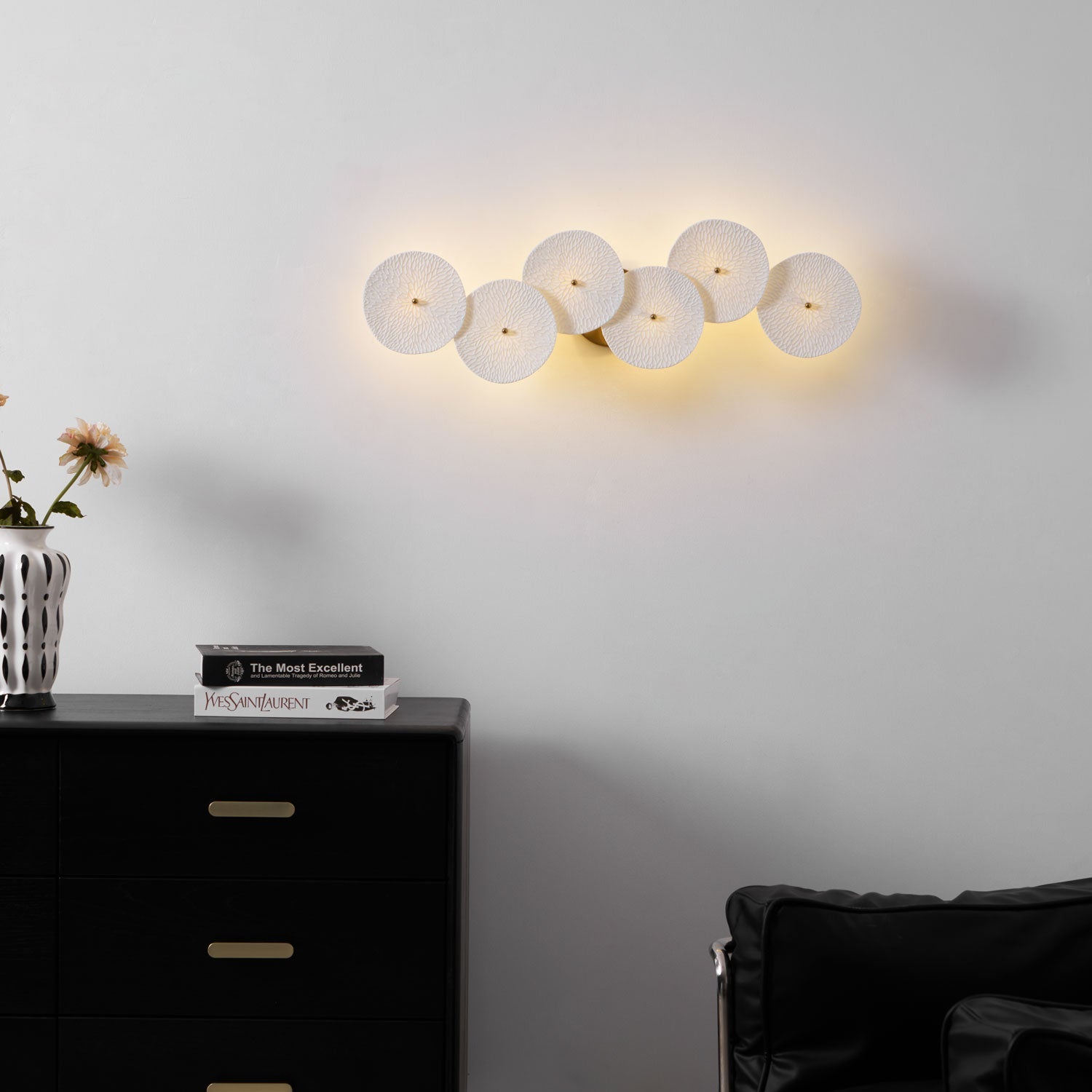 Bedelar Wall Light