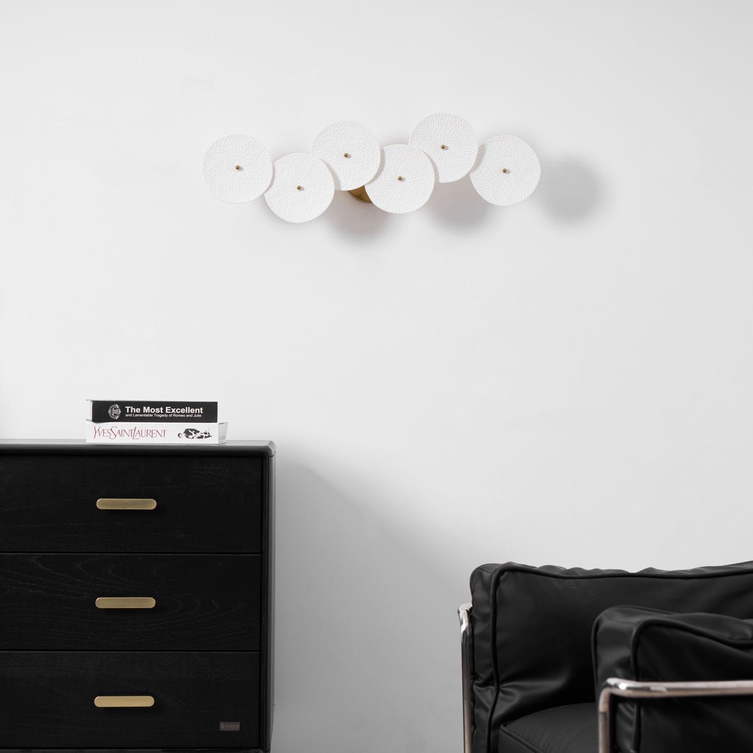 Bedelar Wall Light