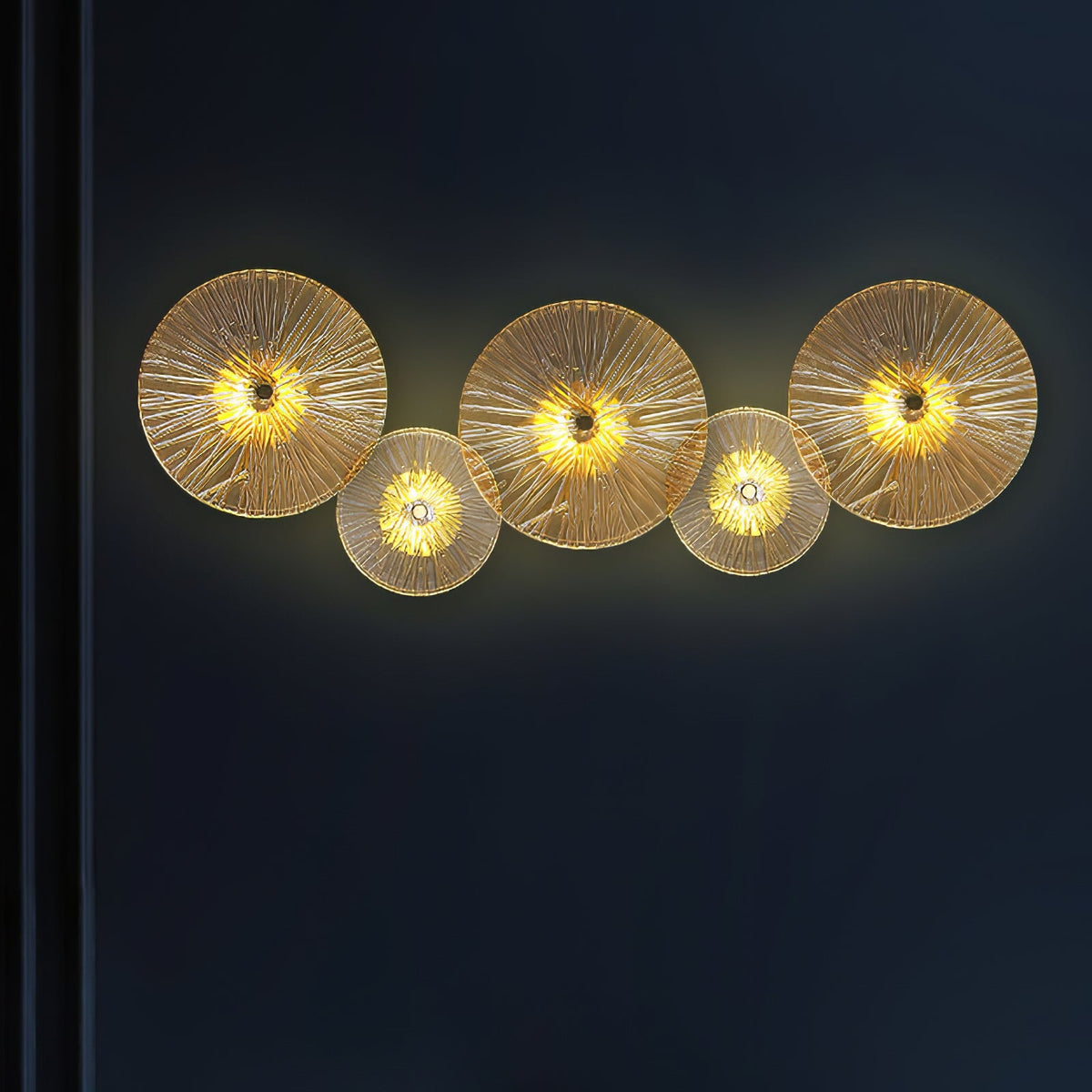 Piravon Floral Wall Light