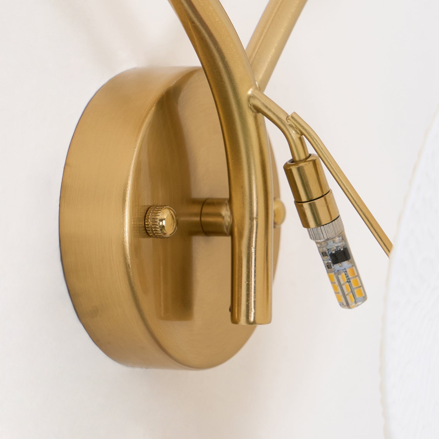 Bedelar Wall Light