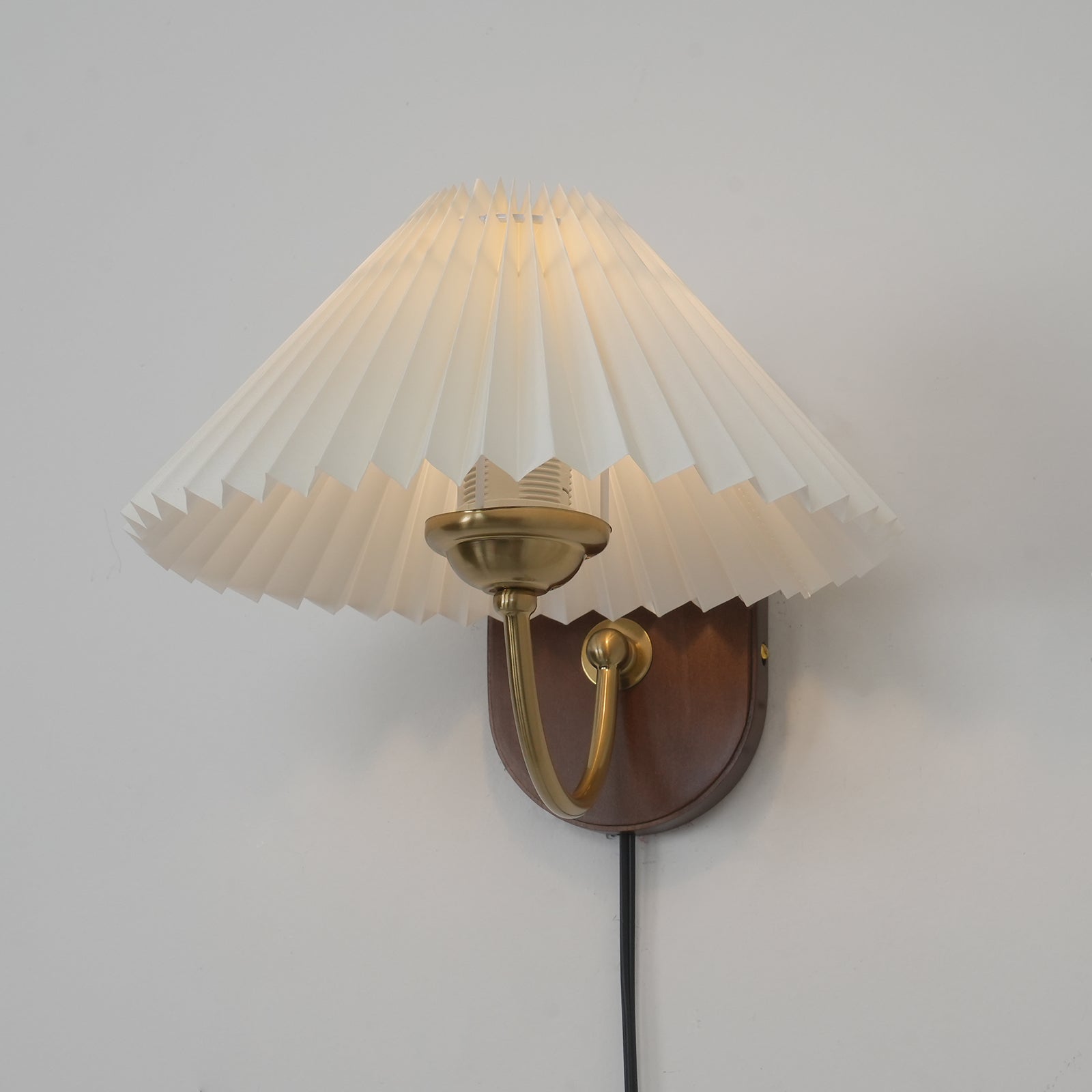 Libero Wall Light