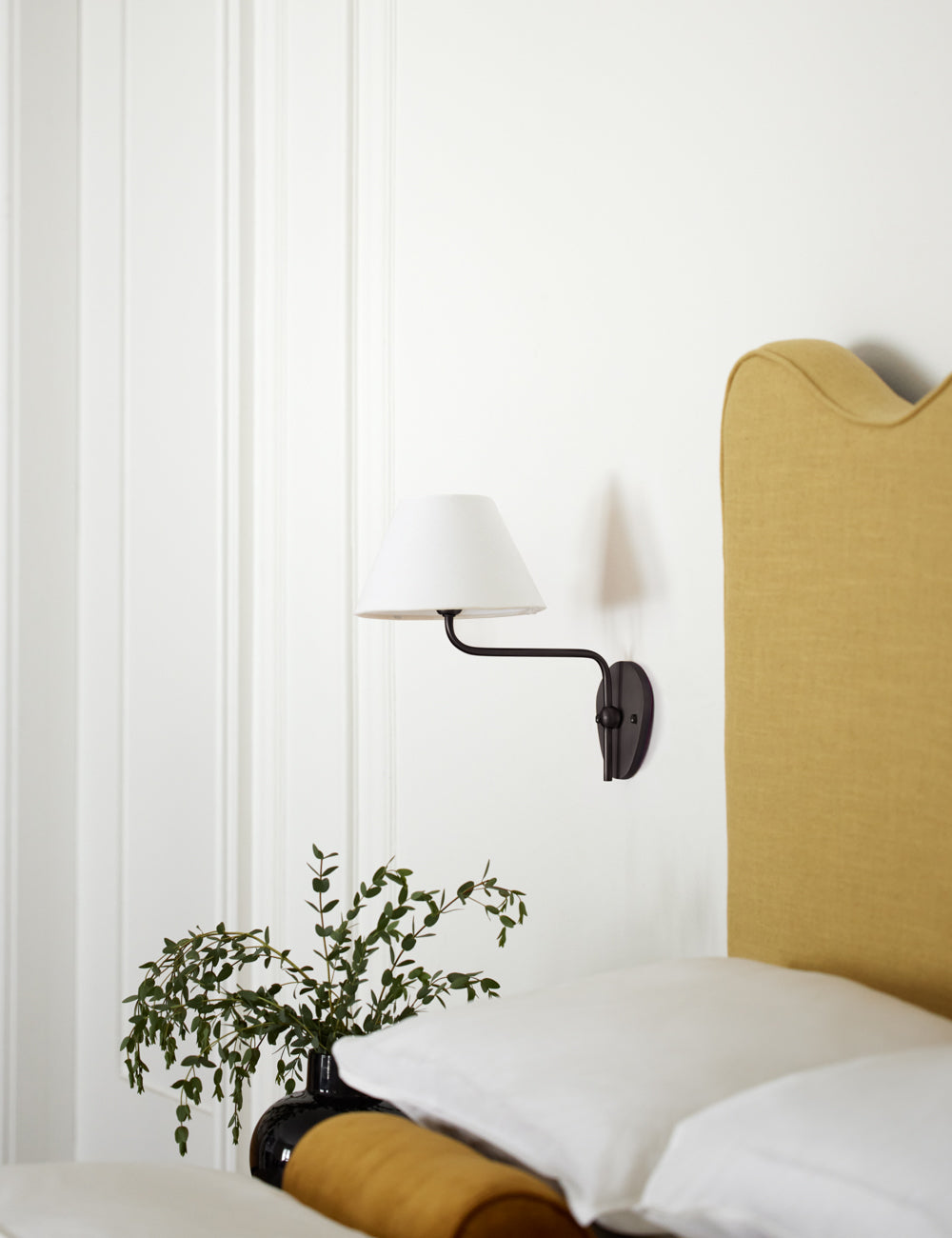 Ogimoral Wavy Wall Light