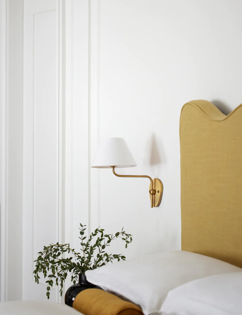 Ogimoral Wavy Wall Light