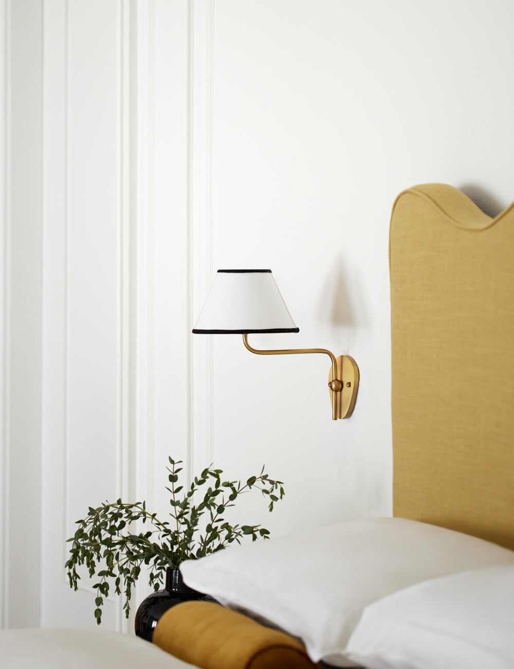 Ogimoral Wavy Wall Light