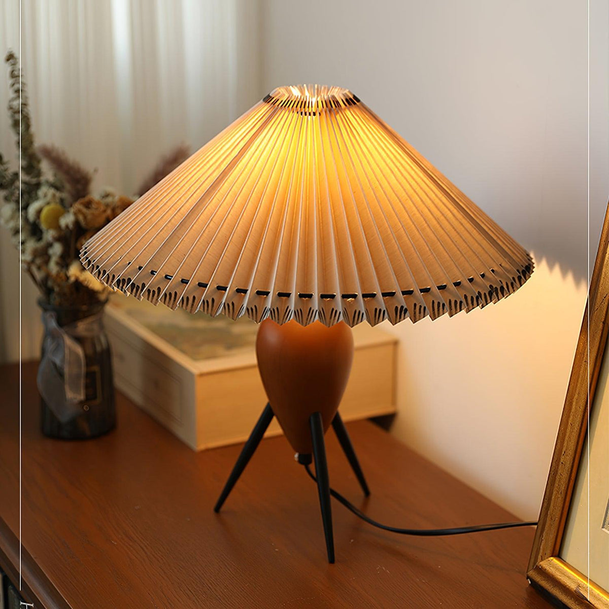 Makie Table Lamp – detail 27