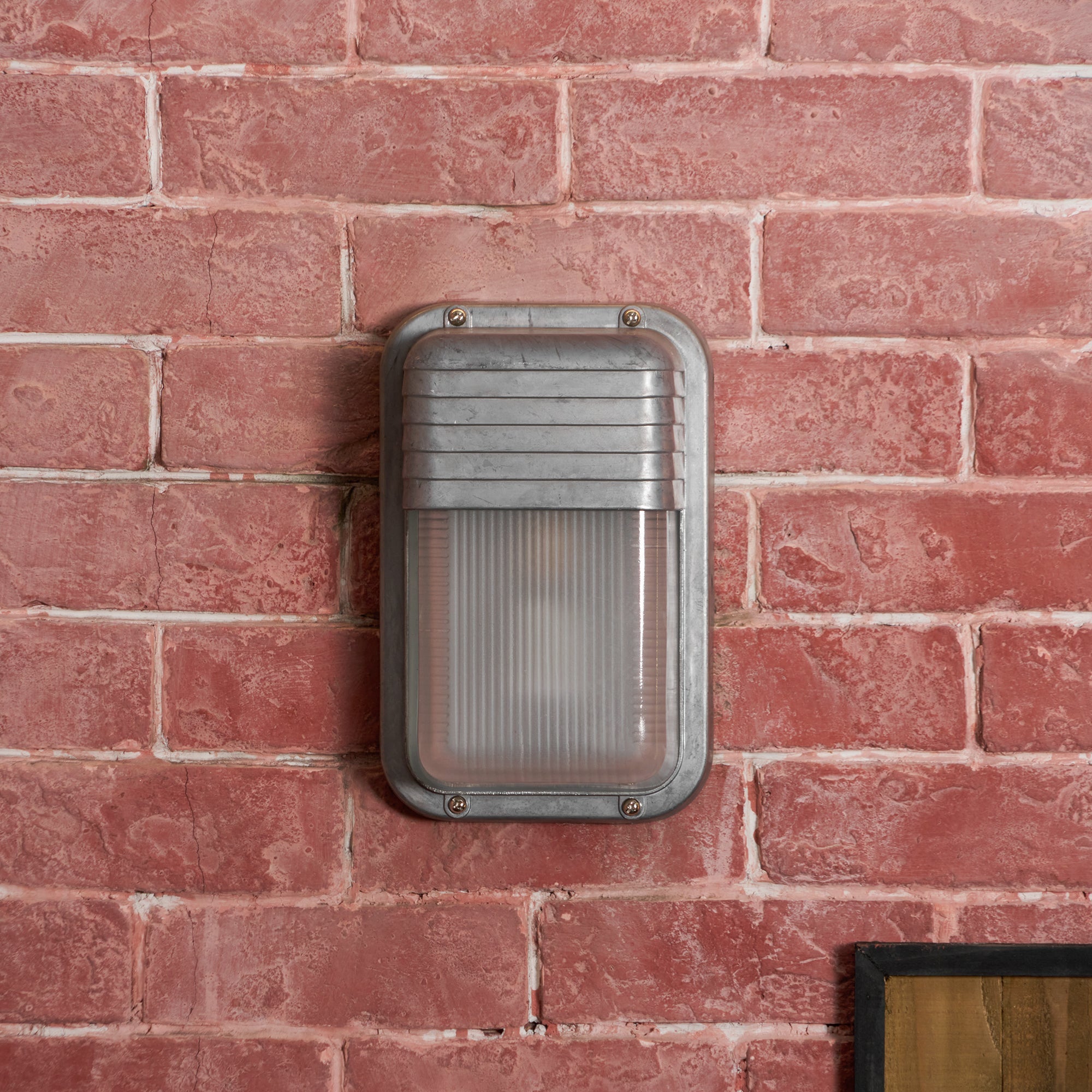 Alronira Nautical Outdoor Wall Light