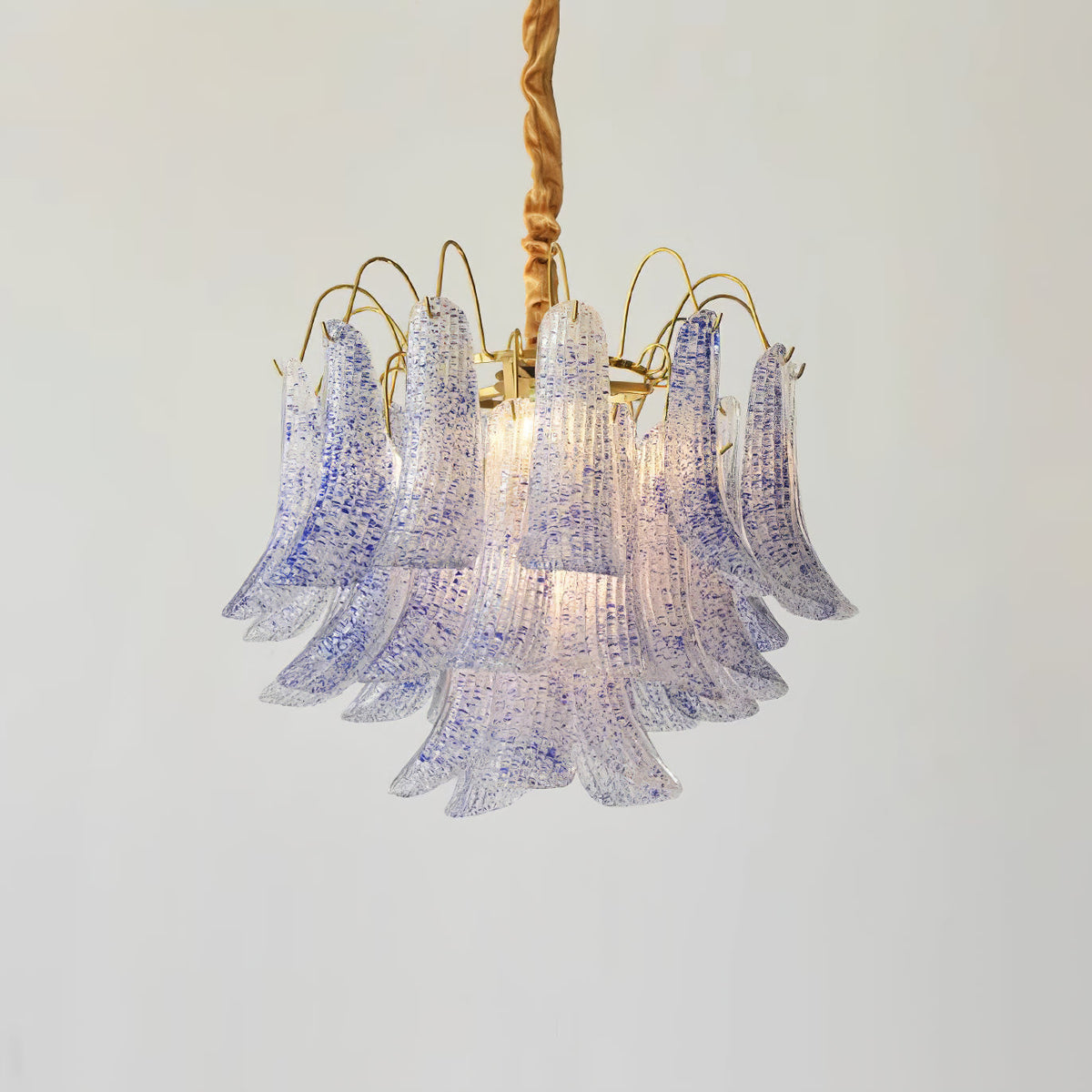 Hunelor Chandelier