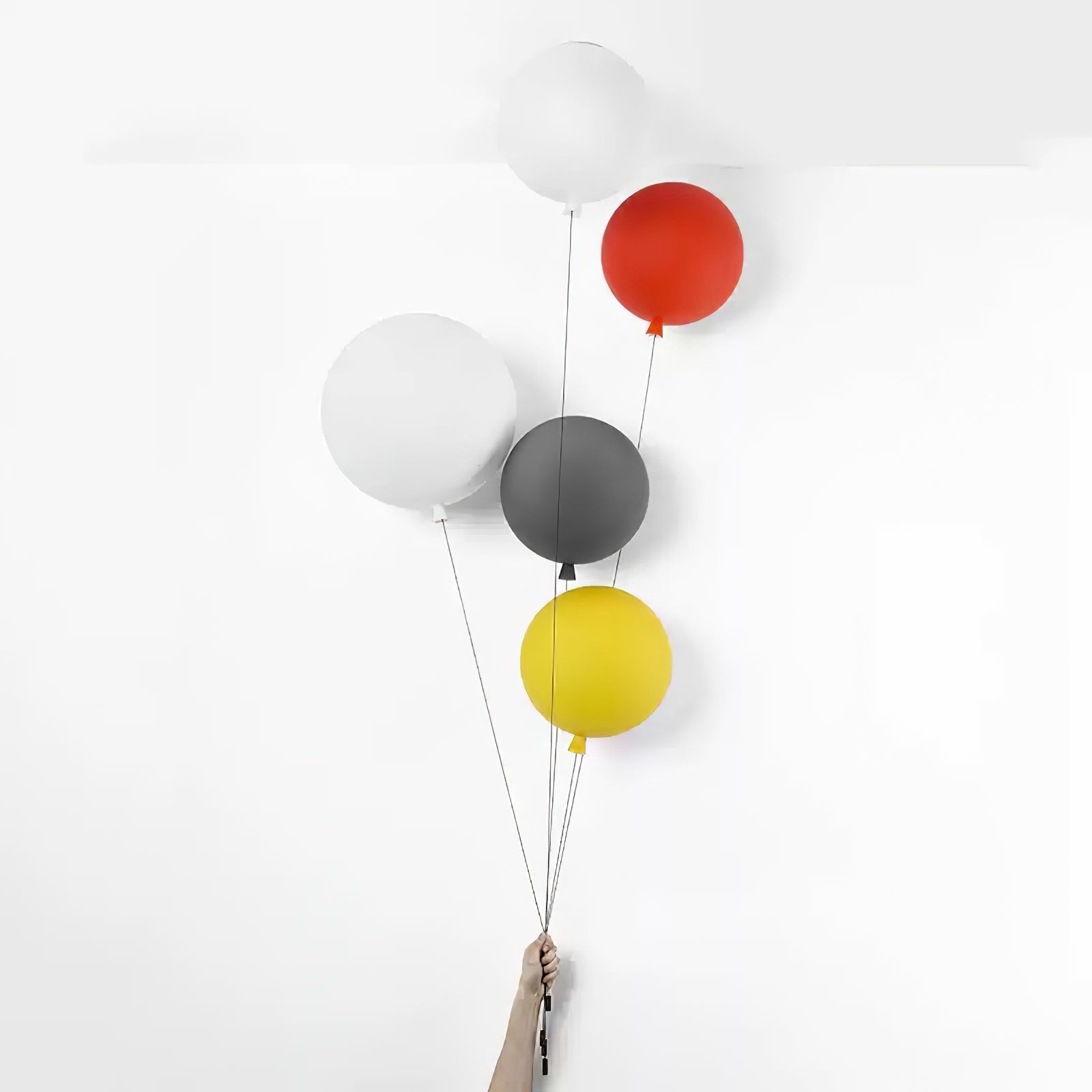 Pusanora Balloon Wall Light