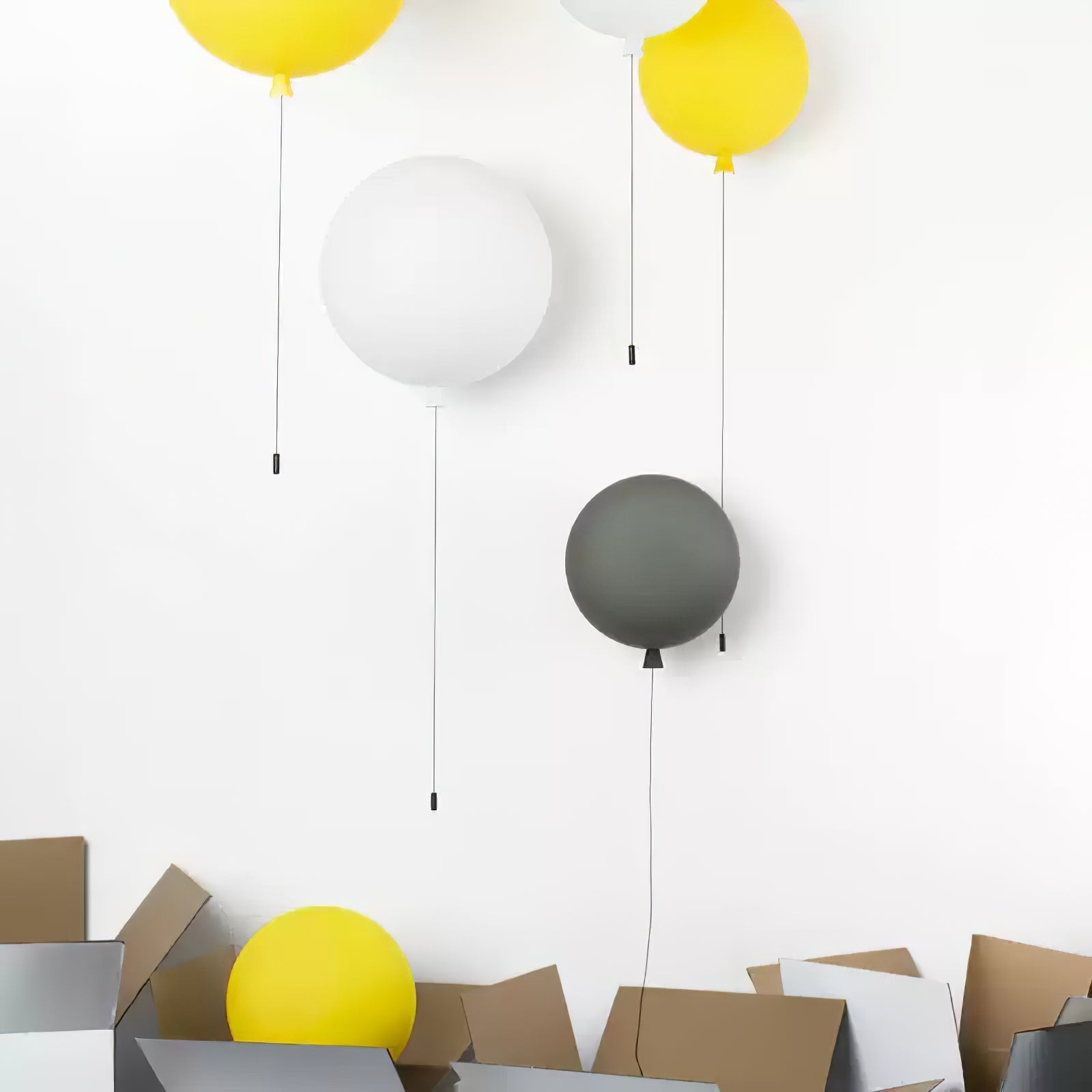 Pusanora Balloon Wall Light