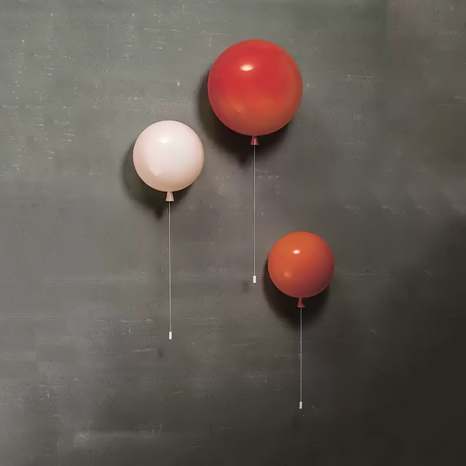 Pusanora Balloon Wall Light