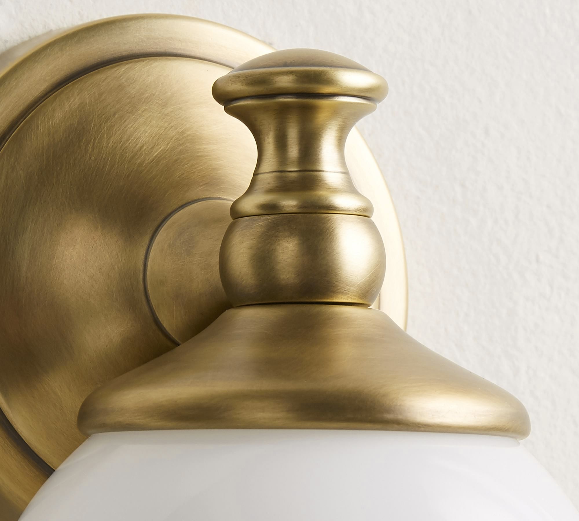 Zamero Short Arm Wall Light