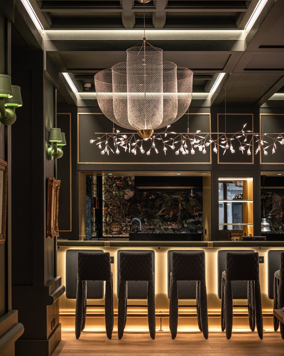 Arzanlian Modern Chandelier