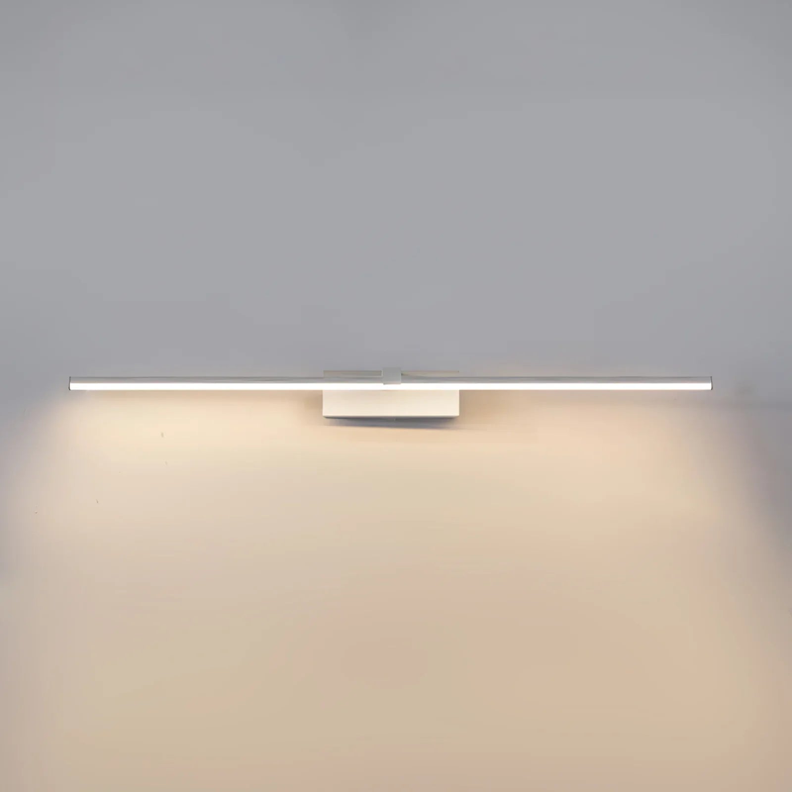 Batavel Wall Light