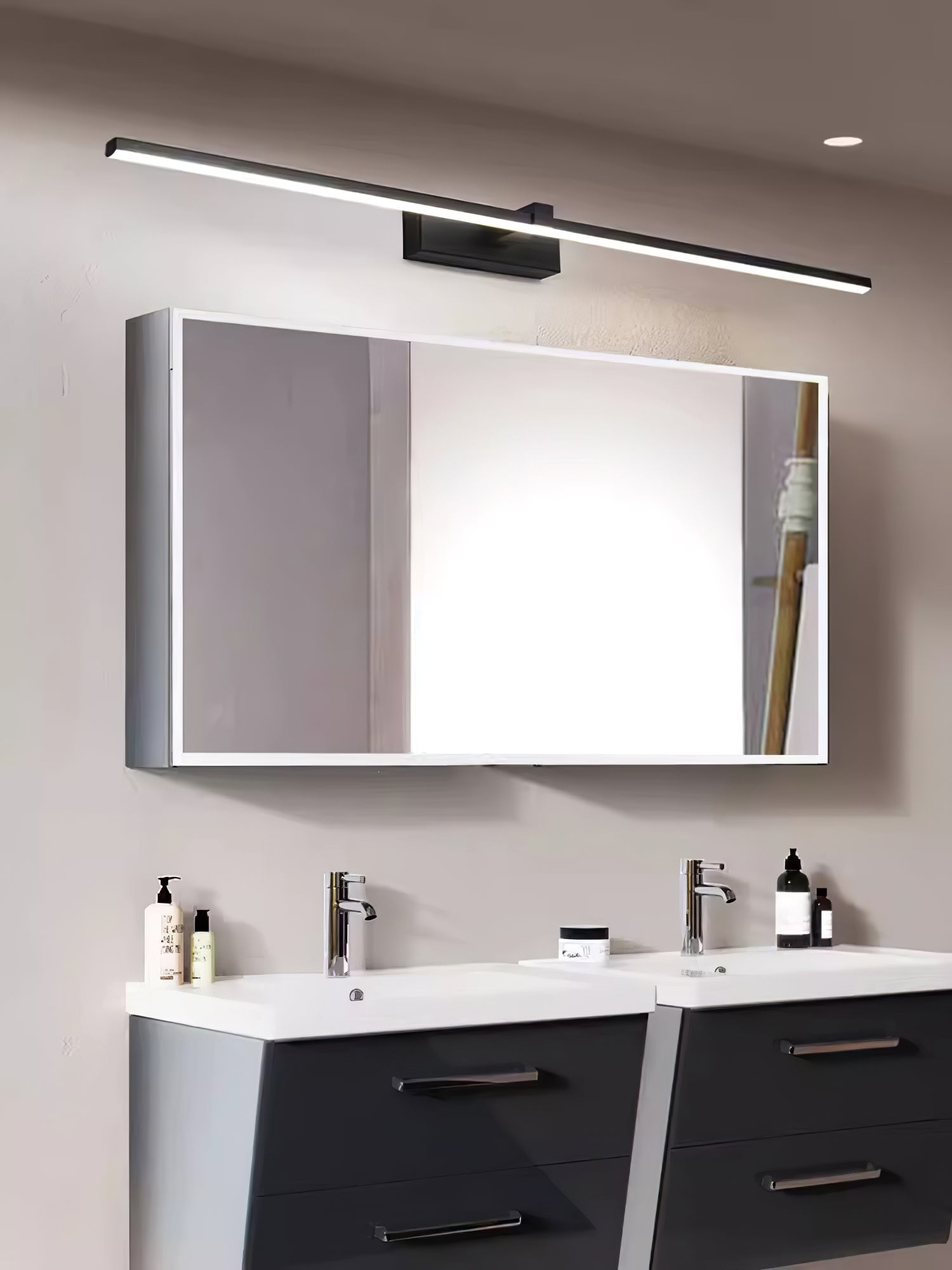 Belinius Linear Wall Light