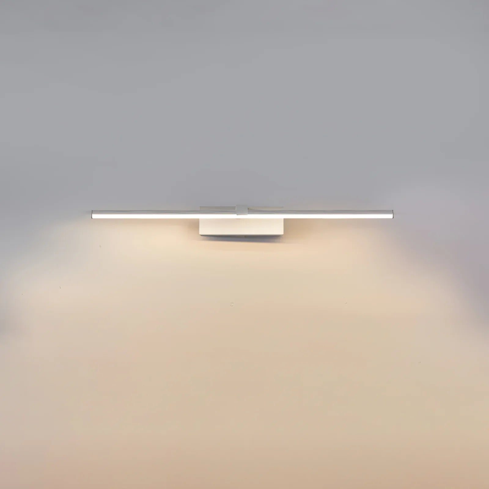 Batavel Wall Light