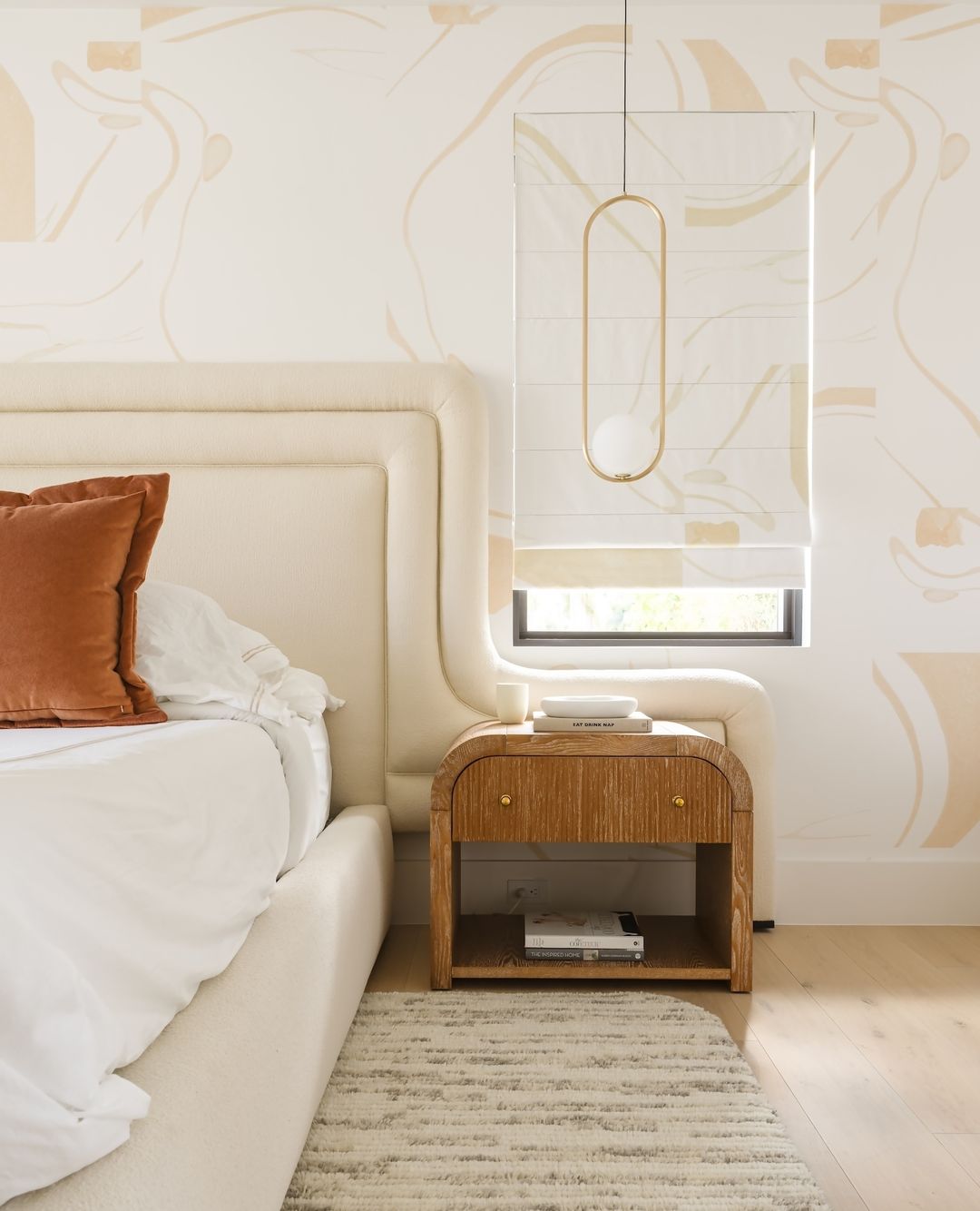 Cefemi Globe Pendant Light