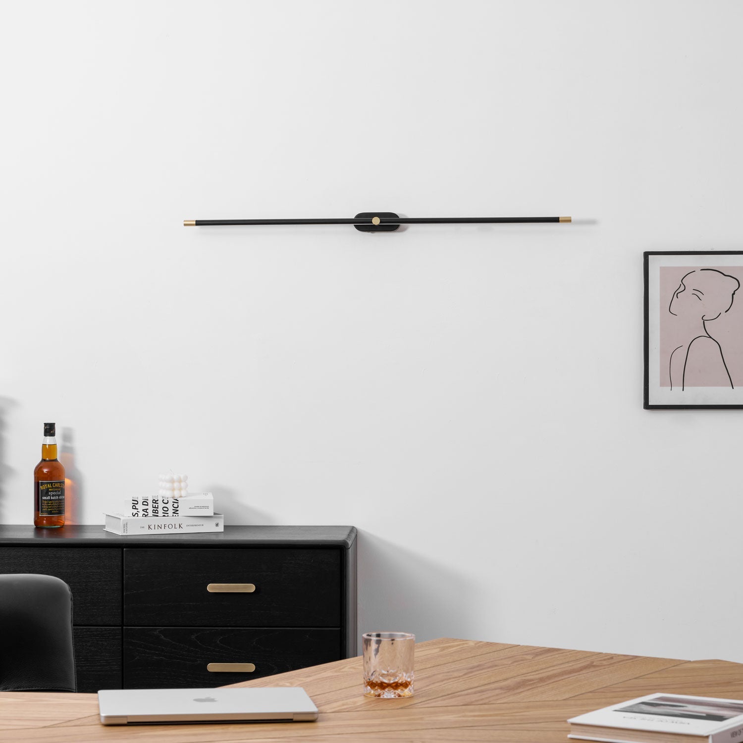 Alcarino Linear Wall Light