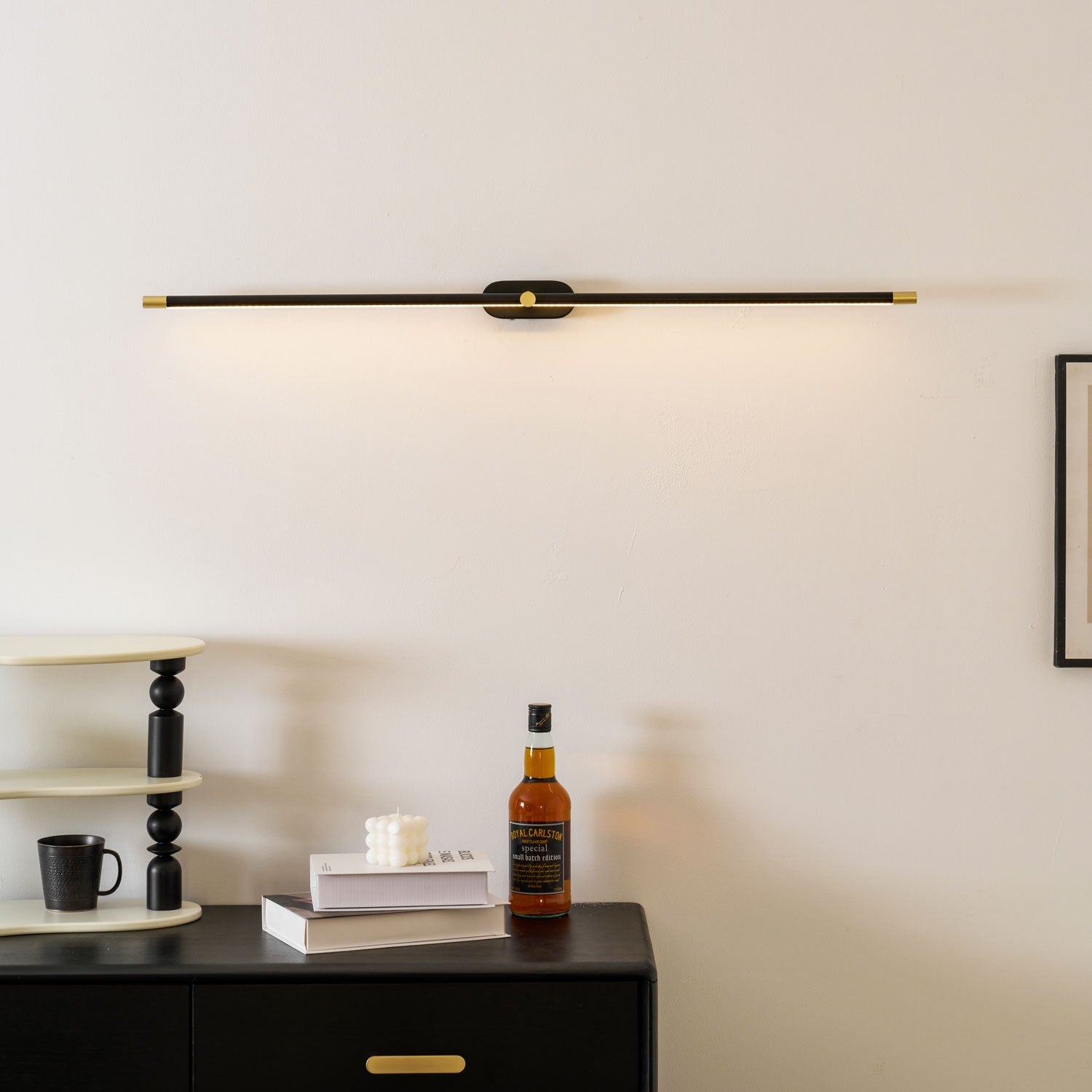 Alcarino Linear Wall Light