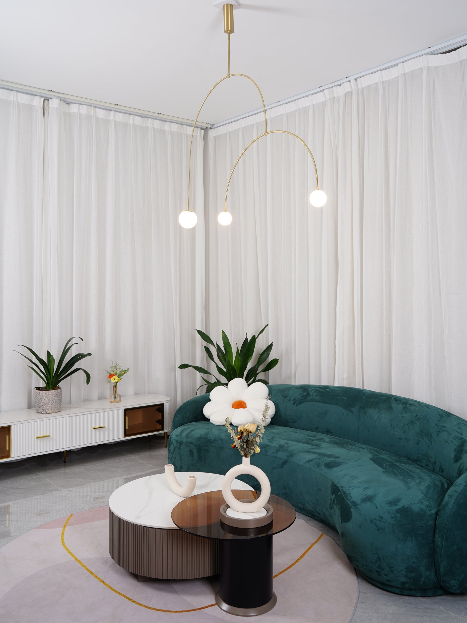 Allenia Minimalist Chandelier
