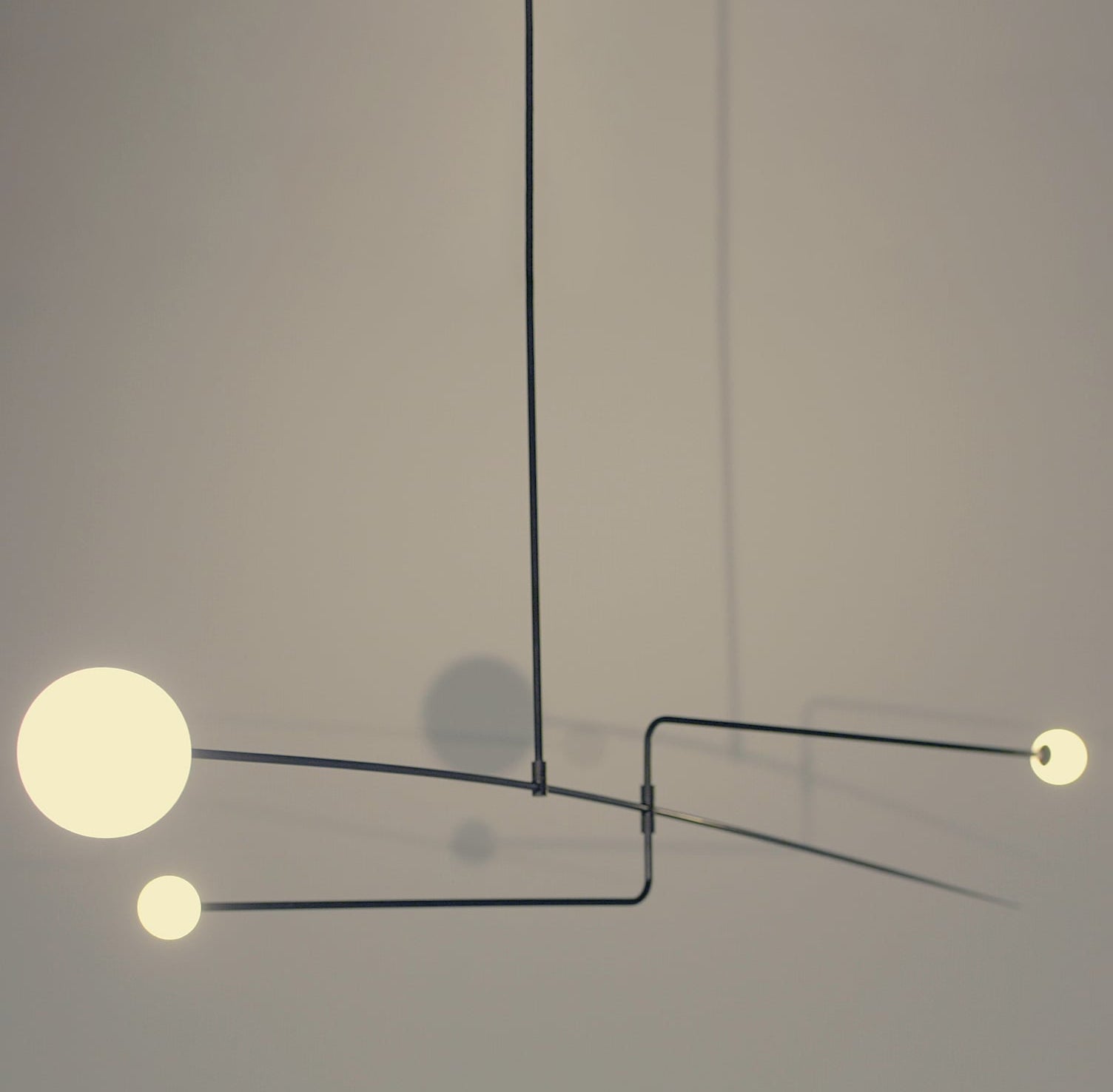 Allenia Minimalist Chandelier