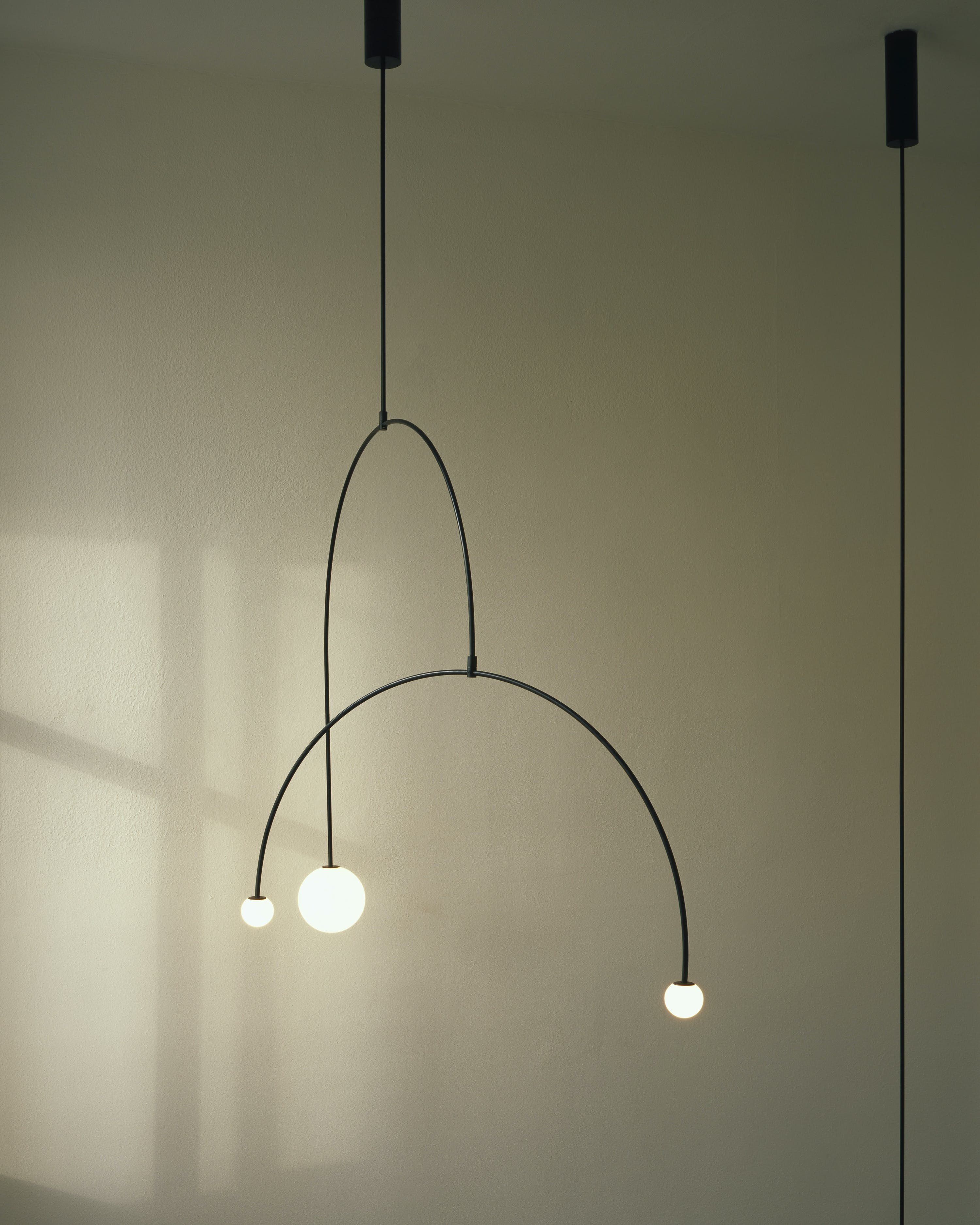 Allenia Minimalist Chandelier