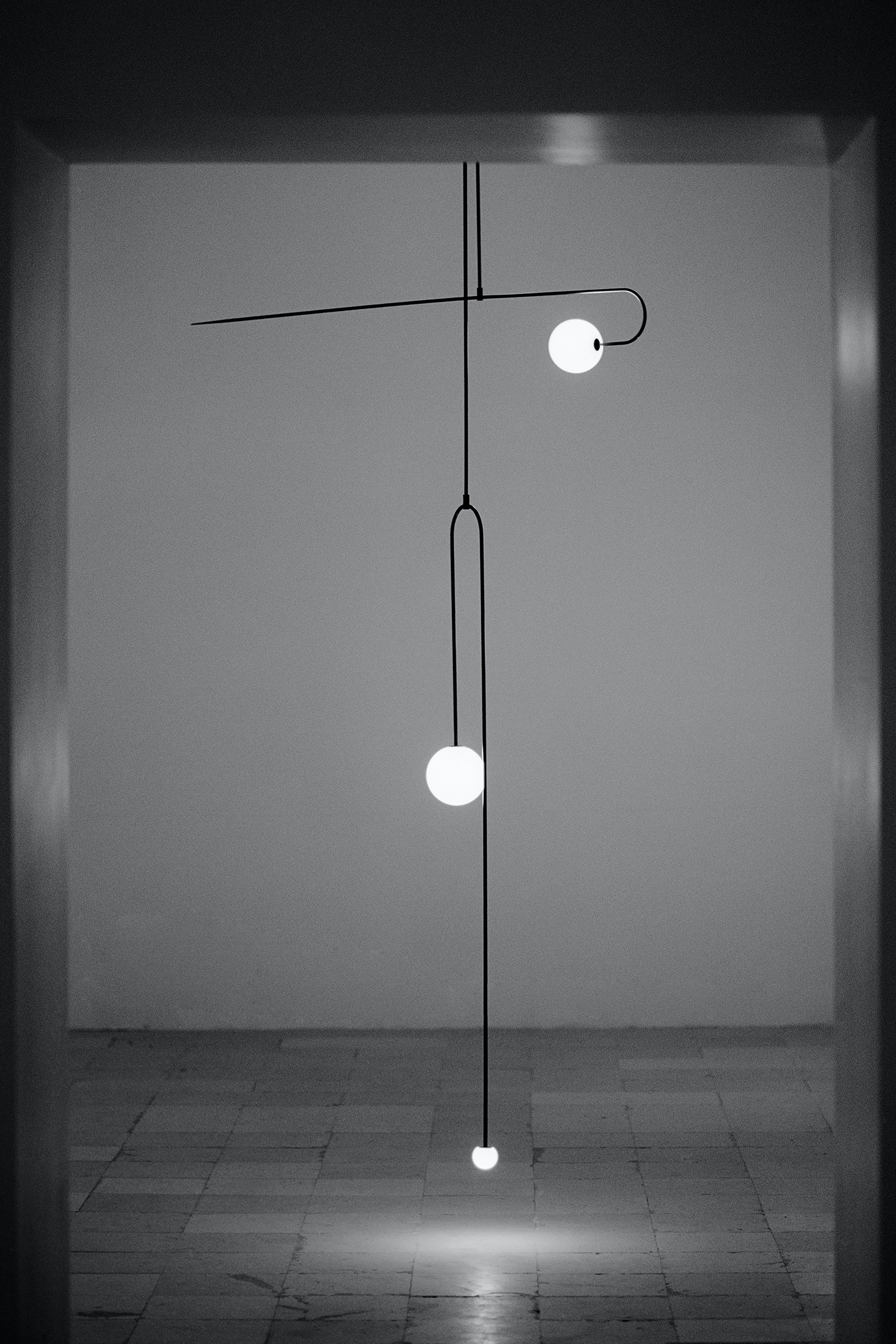 Allenia Minimalist Chandelier