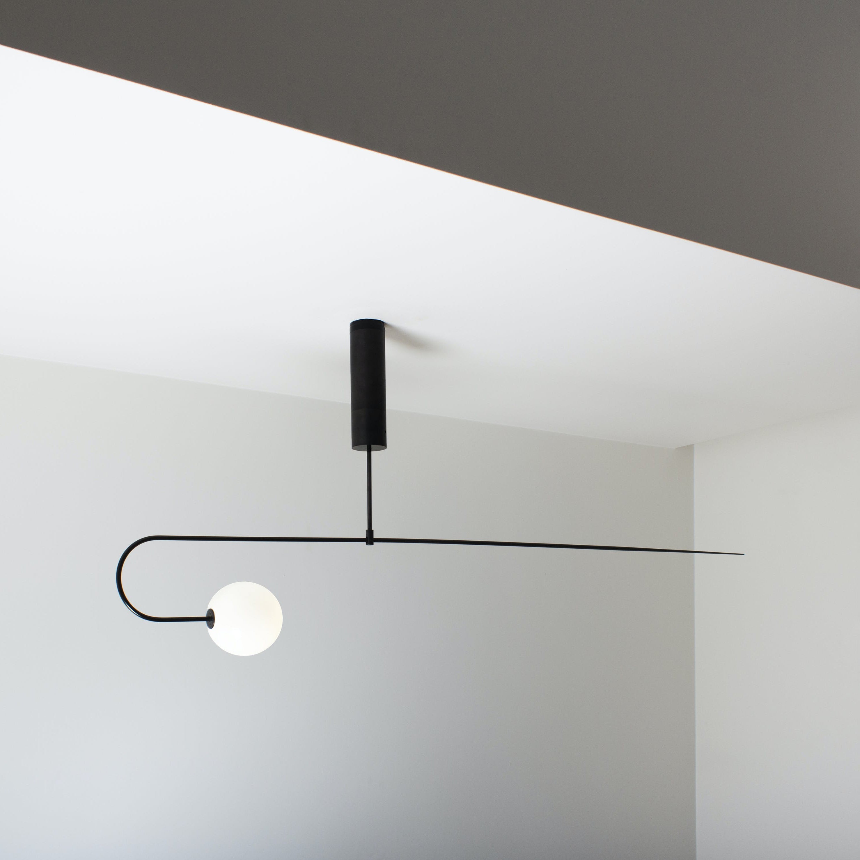 Allenia Minimalist Chandelier