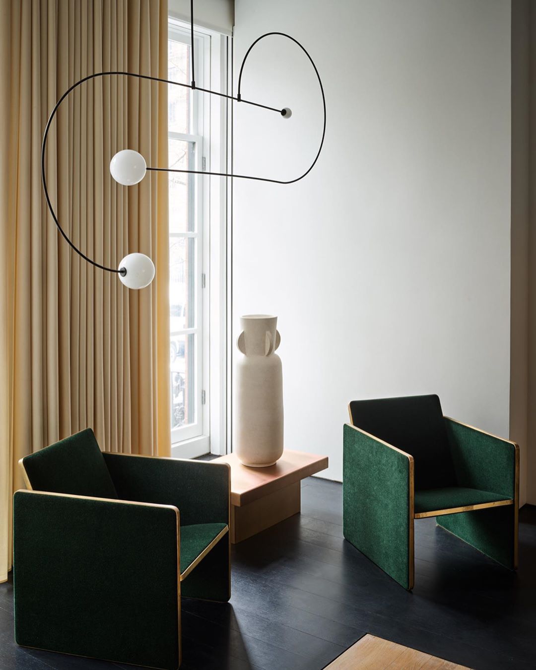 Allenia Minimalist Chandelier