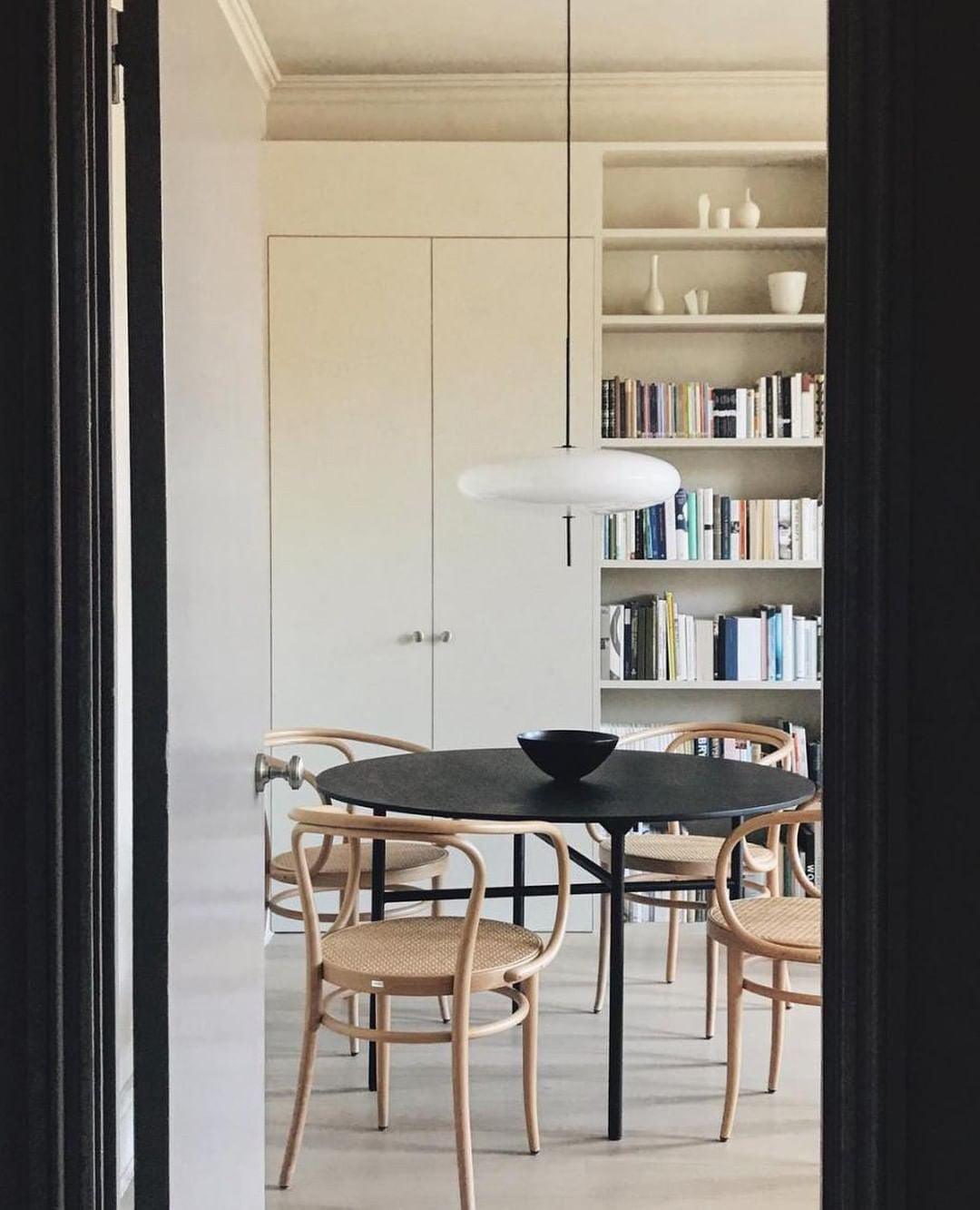 Barizis Disc Pendant Light