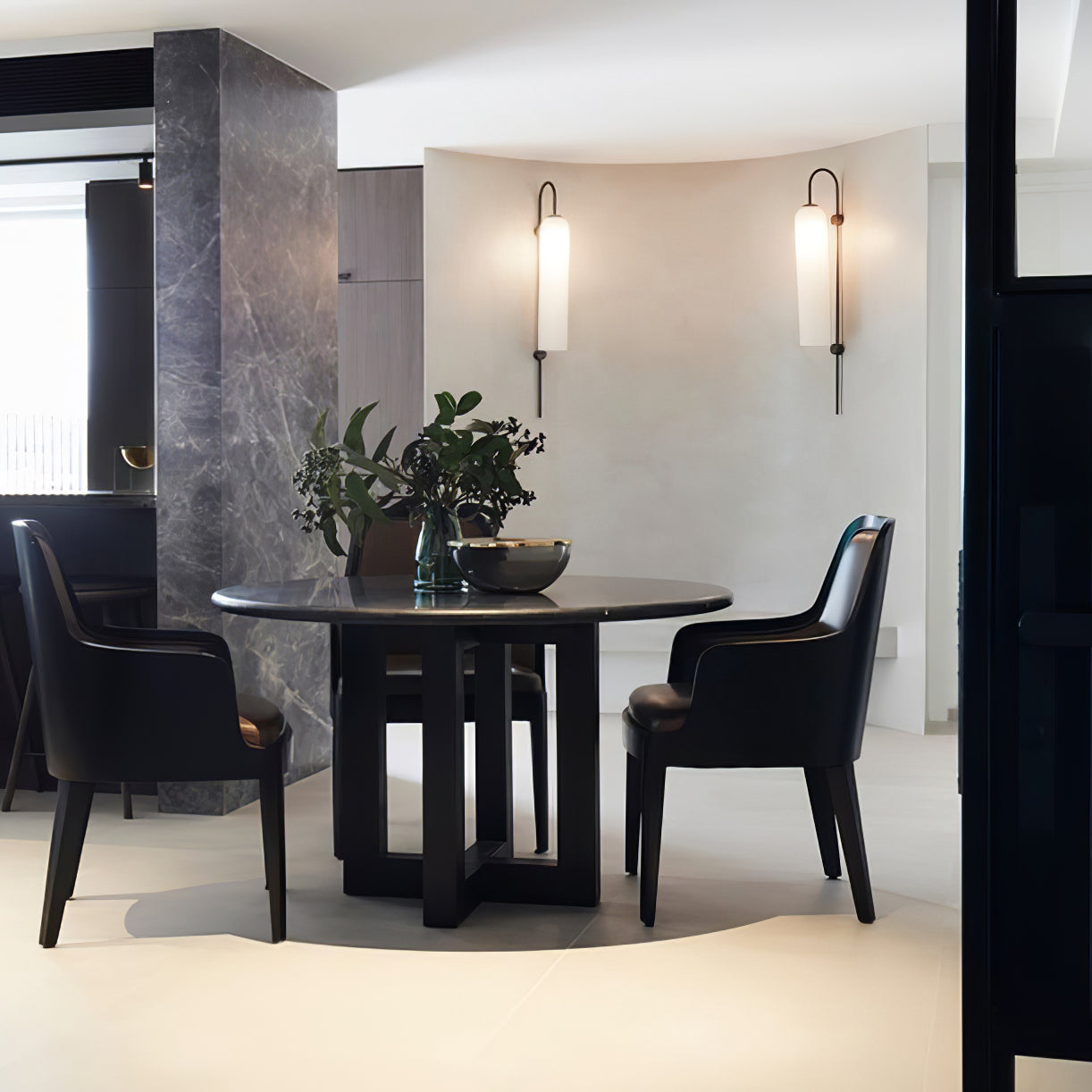 Varlo Wall Light