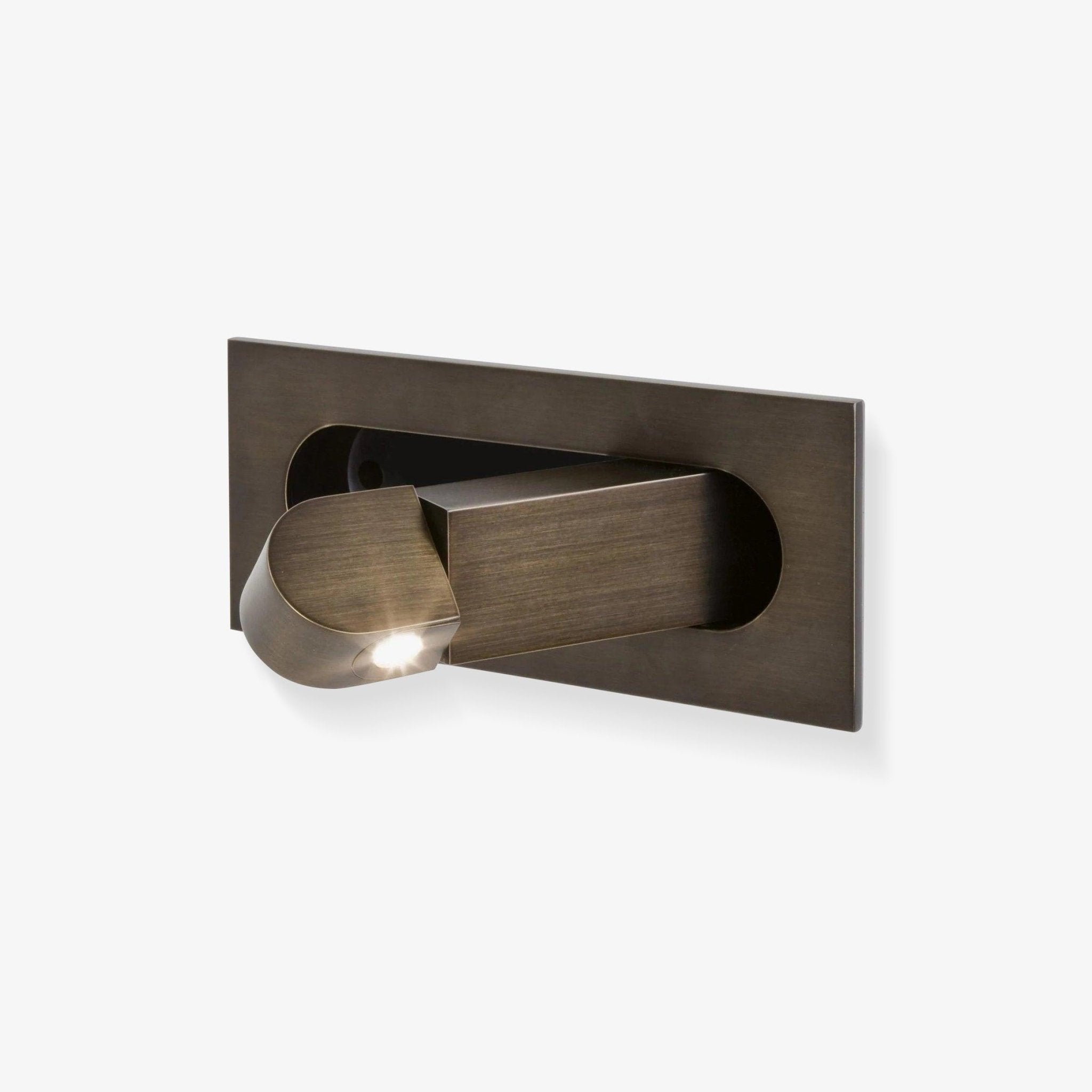Octona Wall Light