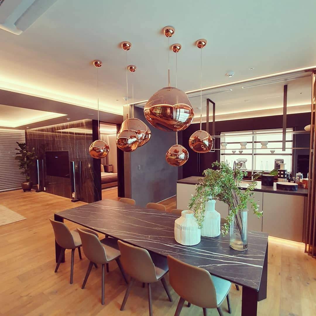 Allorvian Sculptural Pendant Light