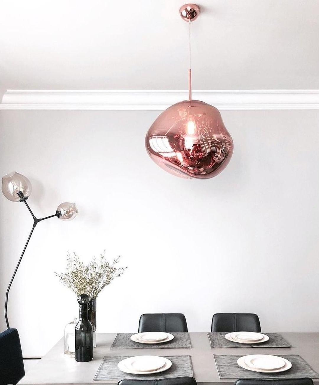 Allorvian Sculptural Pendant Light