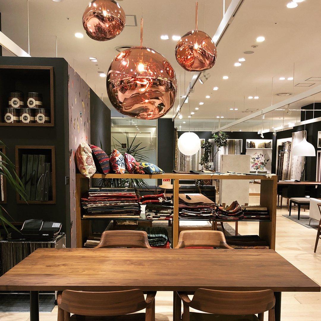 Allorvian Sculptural Pendant Light