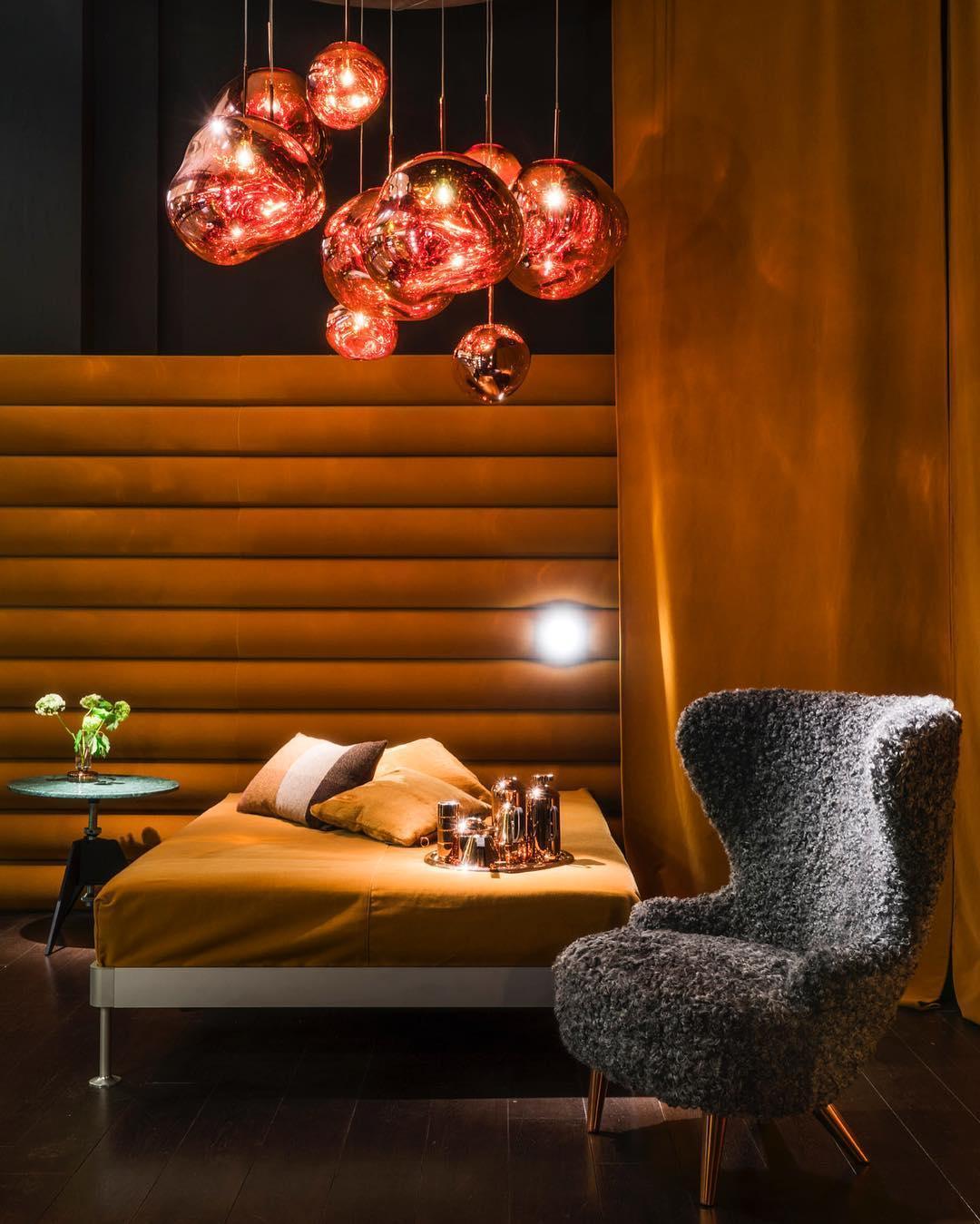 Allorvian Sculptural Pendant Light