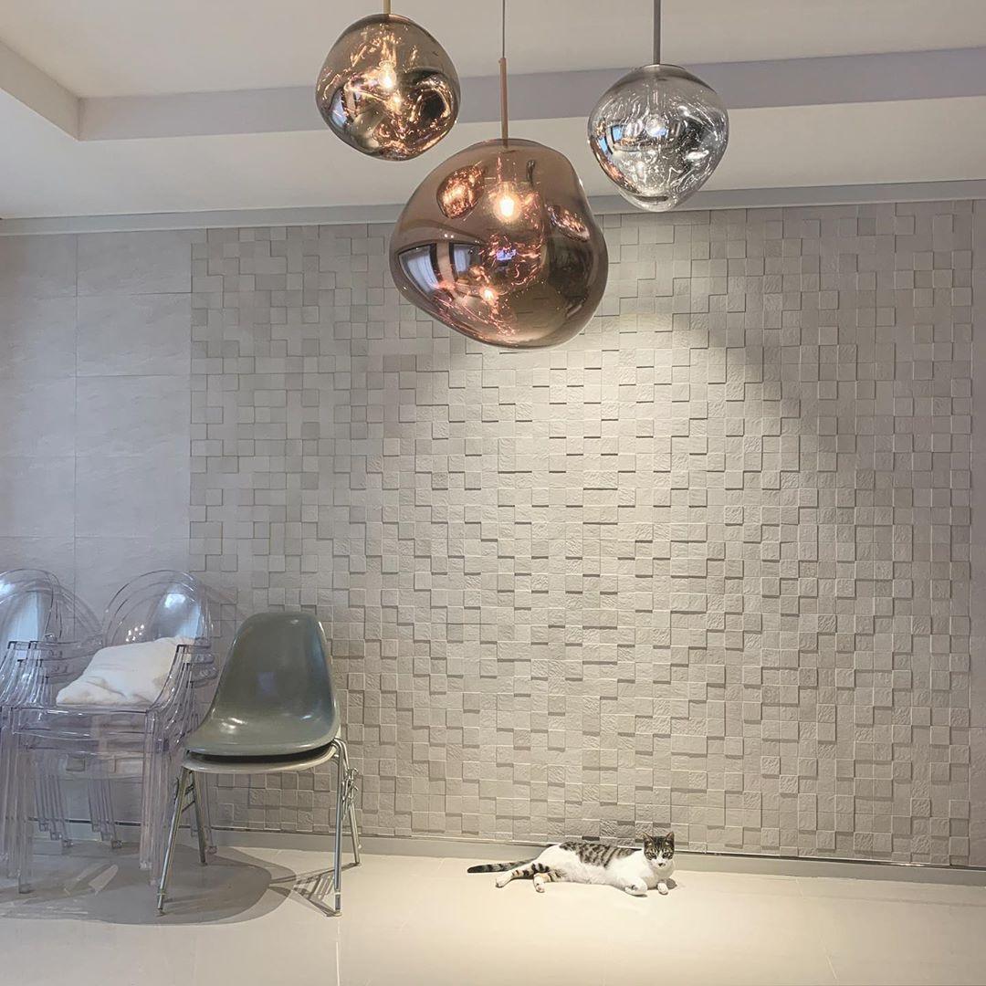 Allorvian Sculptural Pendant Light