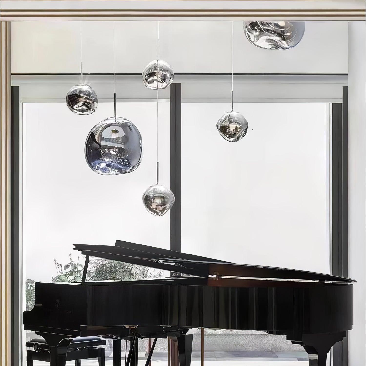 Allorvian Sculptural Pendant Light