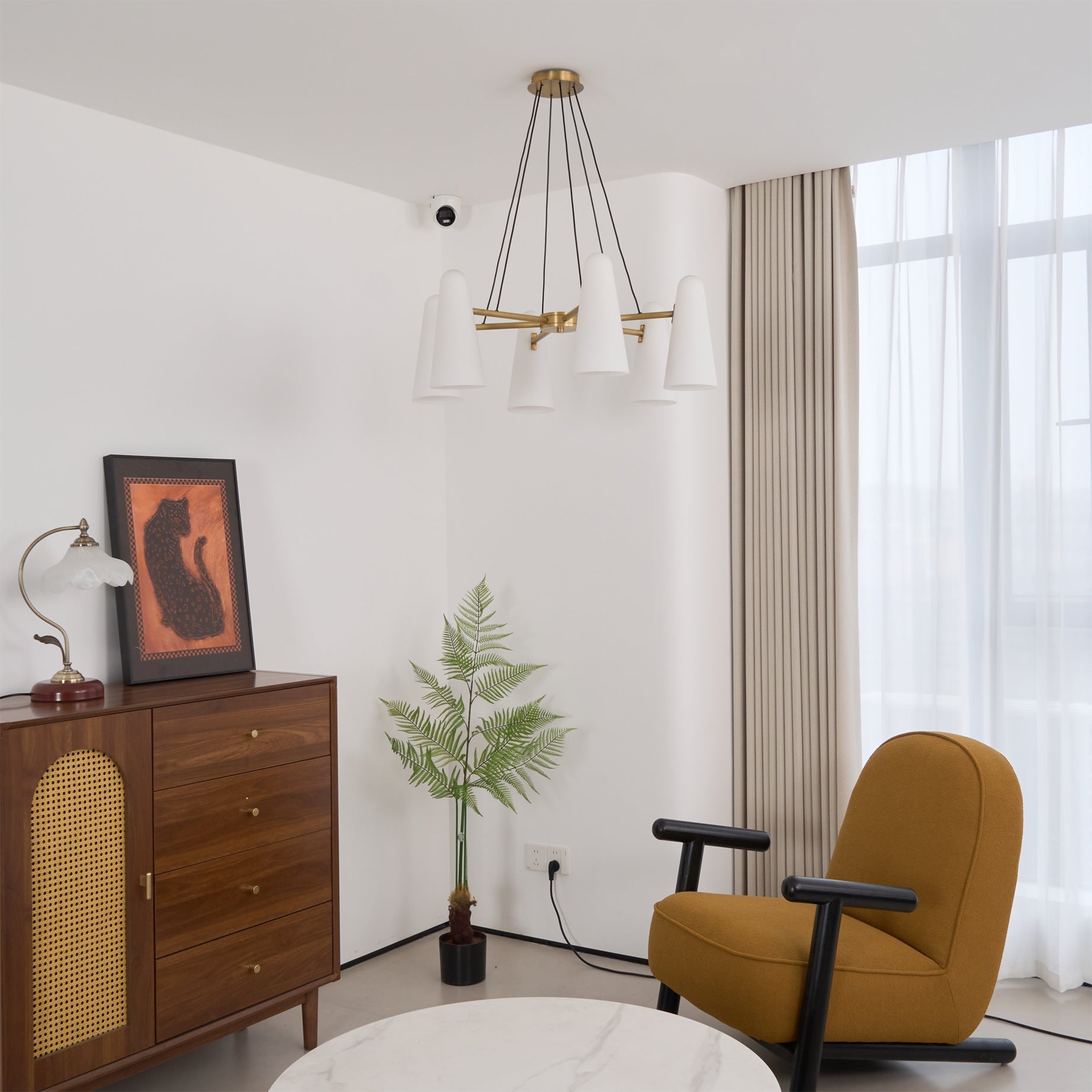 Akelyo Chandelier
