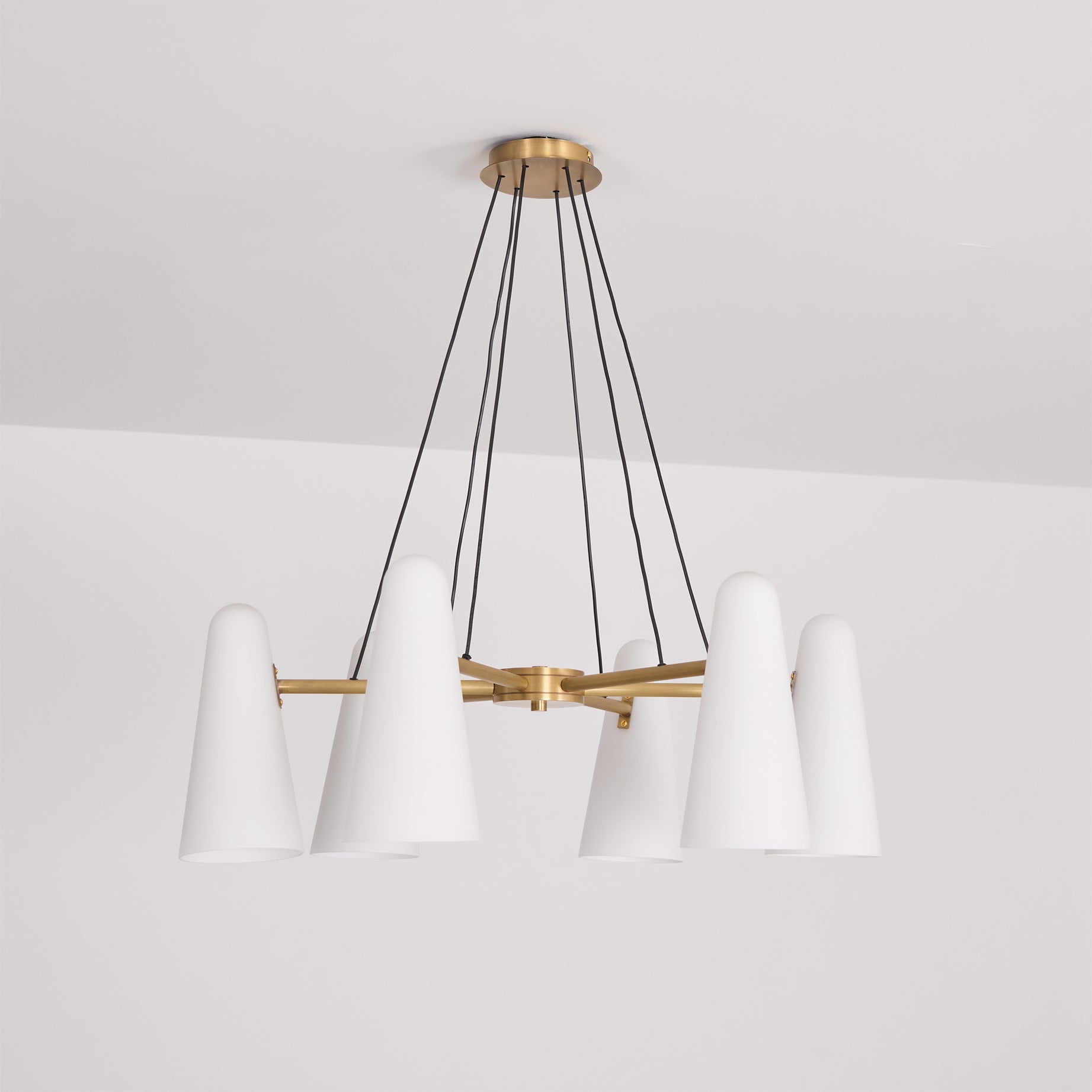 Akelyo Chandelier