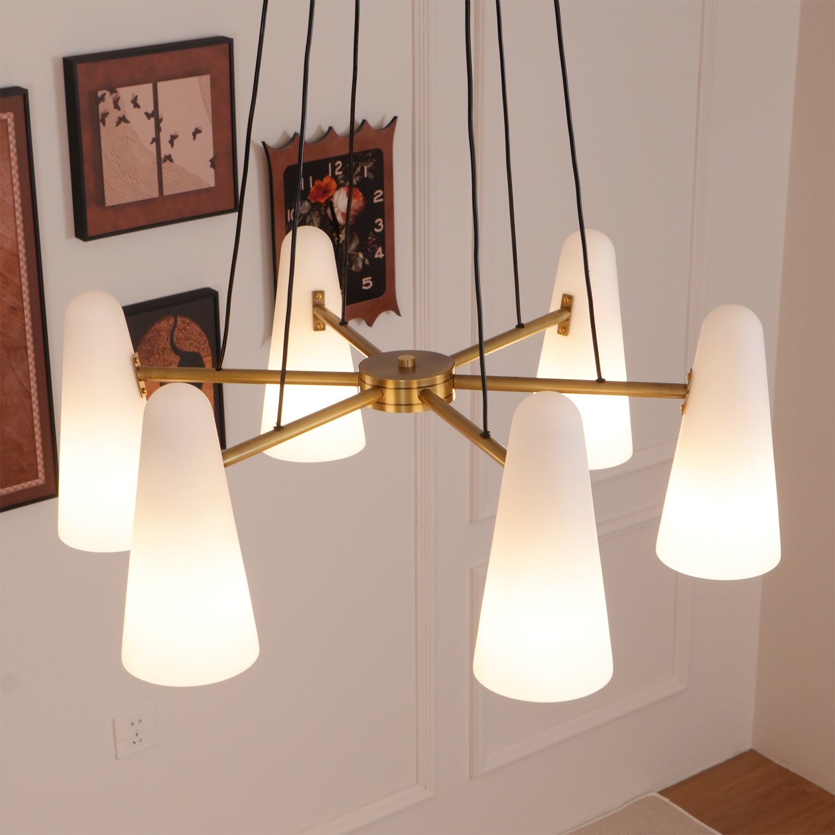 Akelyo Chandelier
