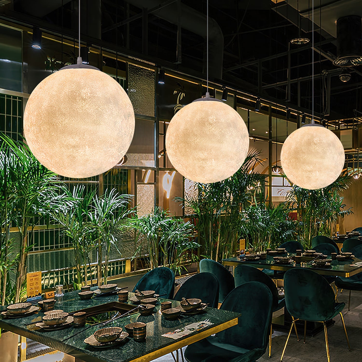Hubelora Globe Pendant Light