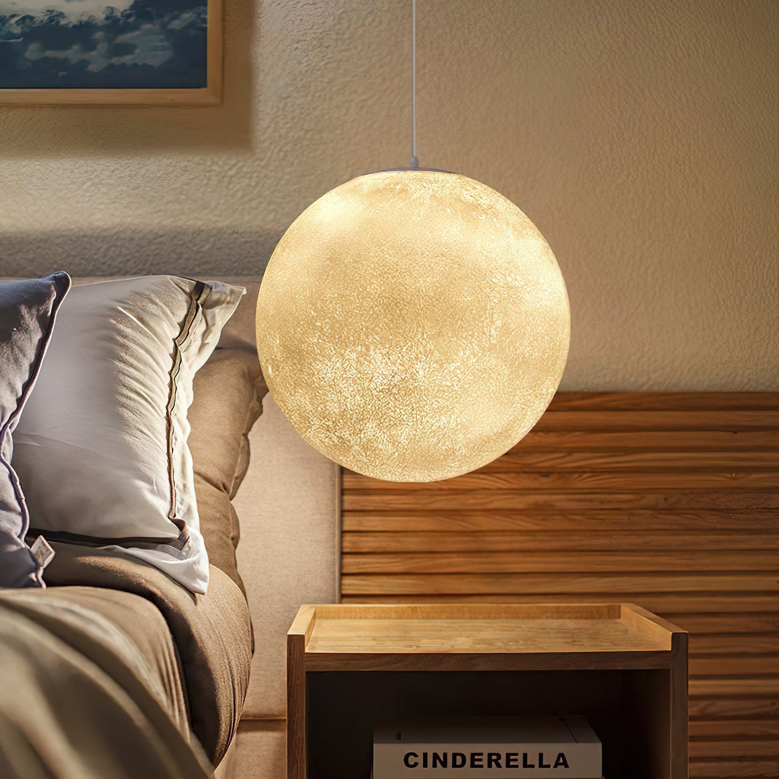 Hubelora Globe Pendant Light