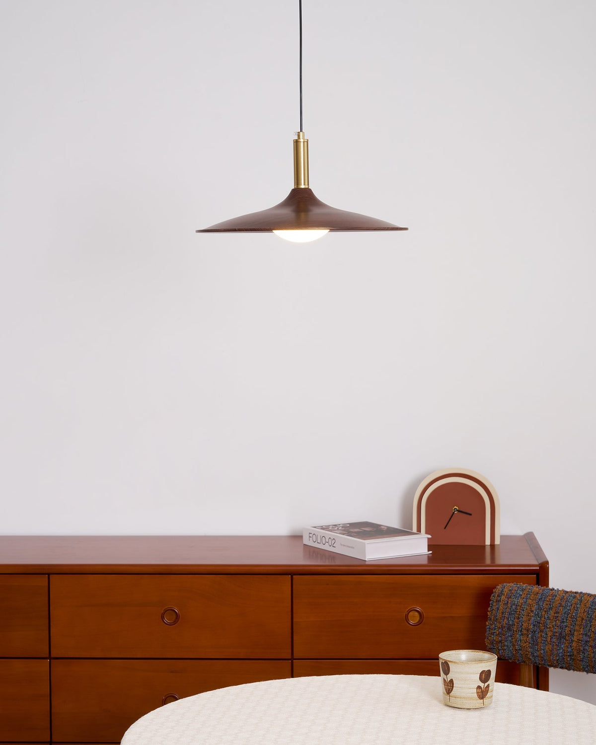 Oravor Articulated Pendant Light