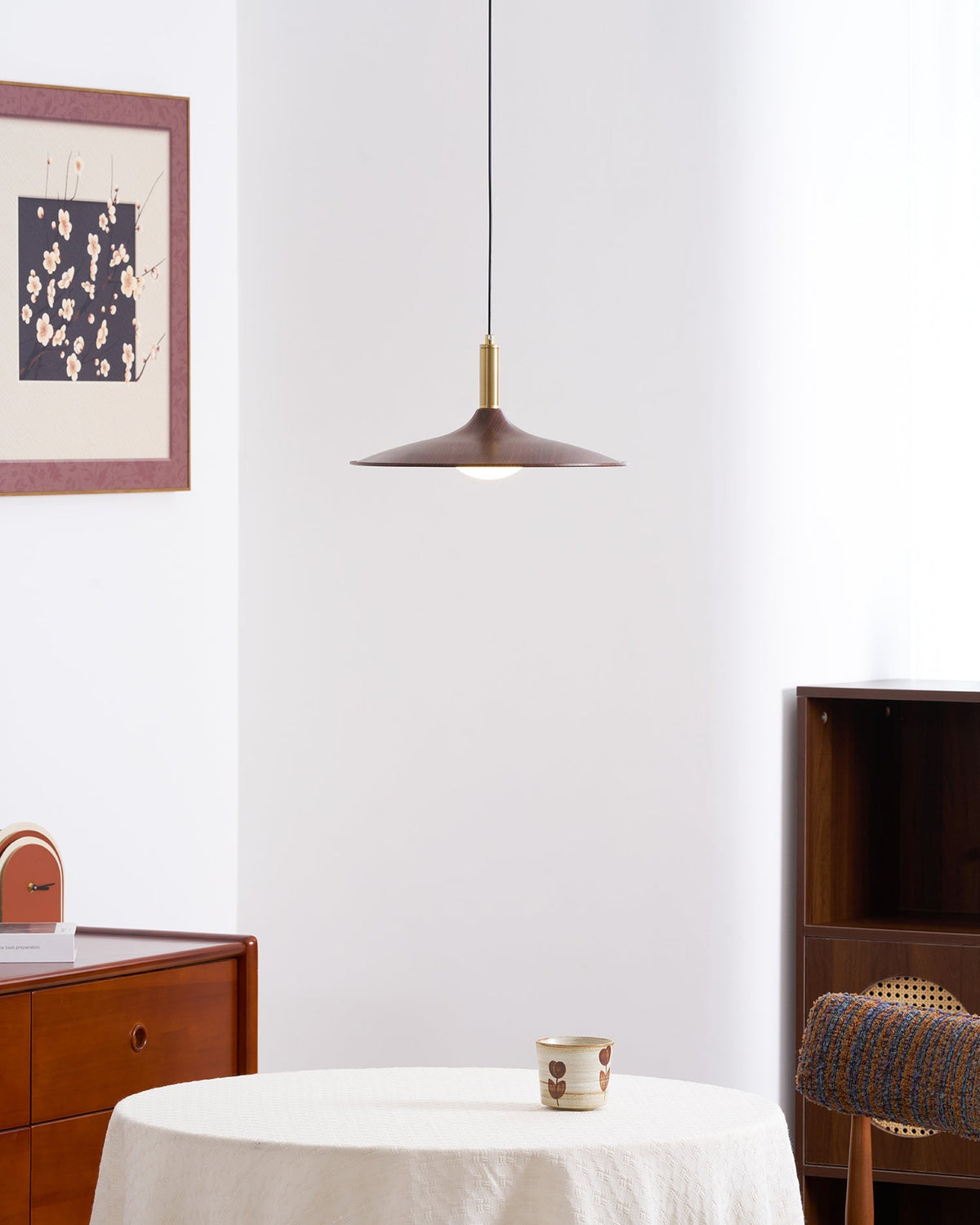 Oravor Articulated Pendant Light