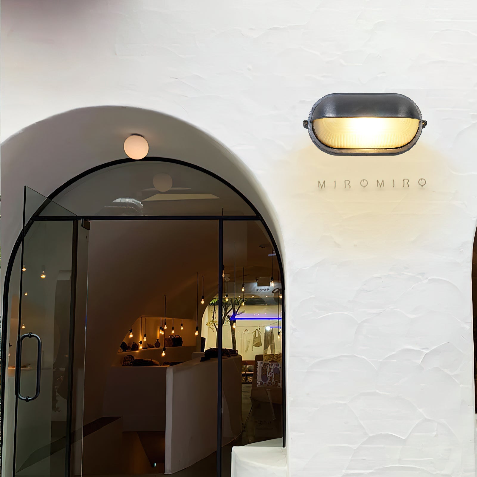 Aroni Outdoor Wall Light
