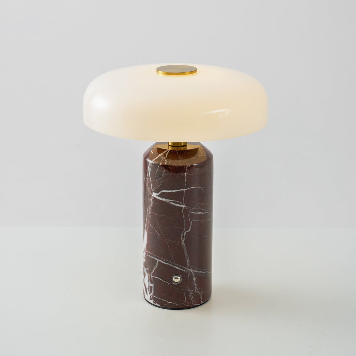 Ugonelor Table Lamp