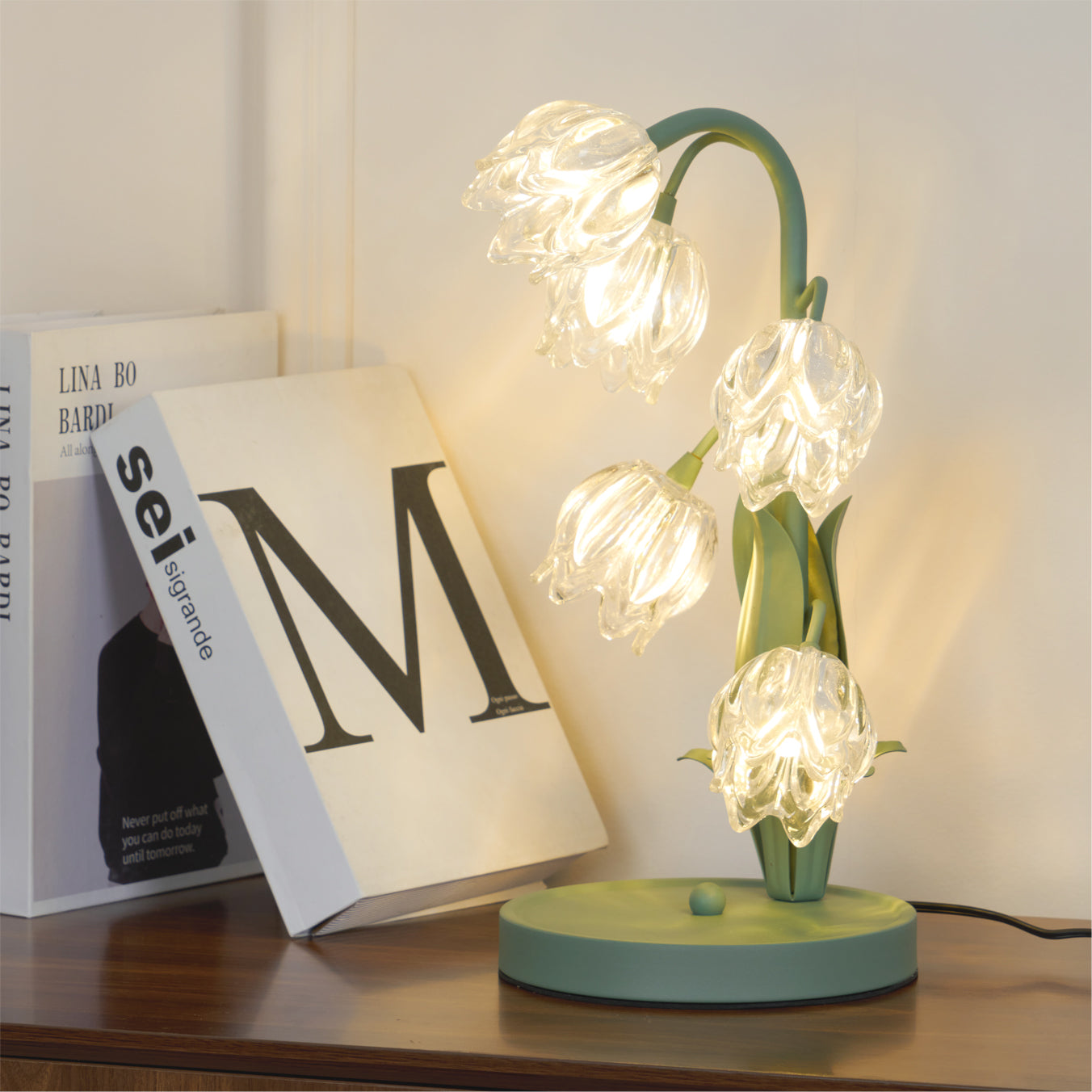 Bavineo Table Lamp
