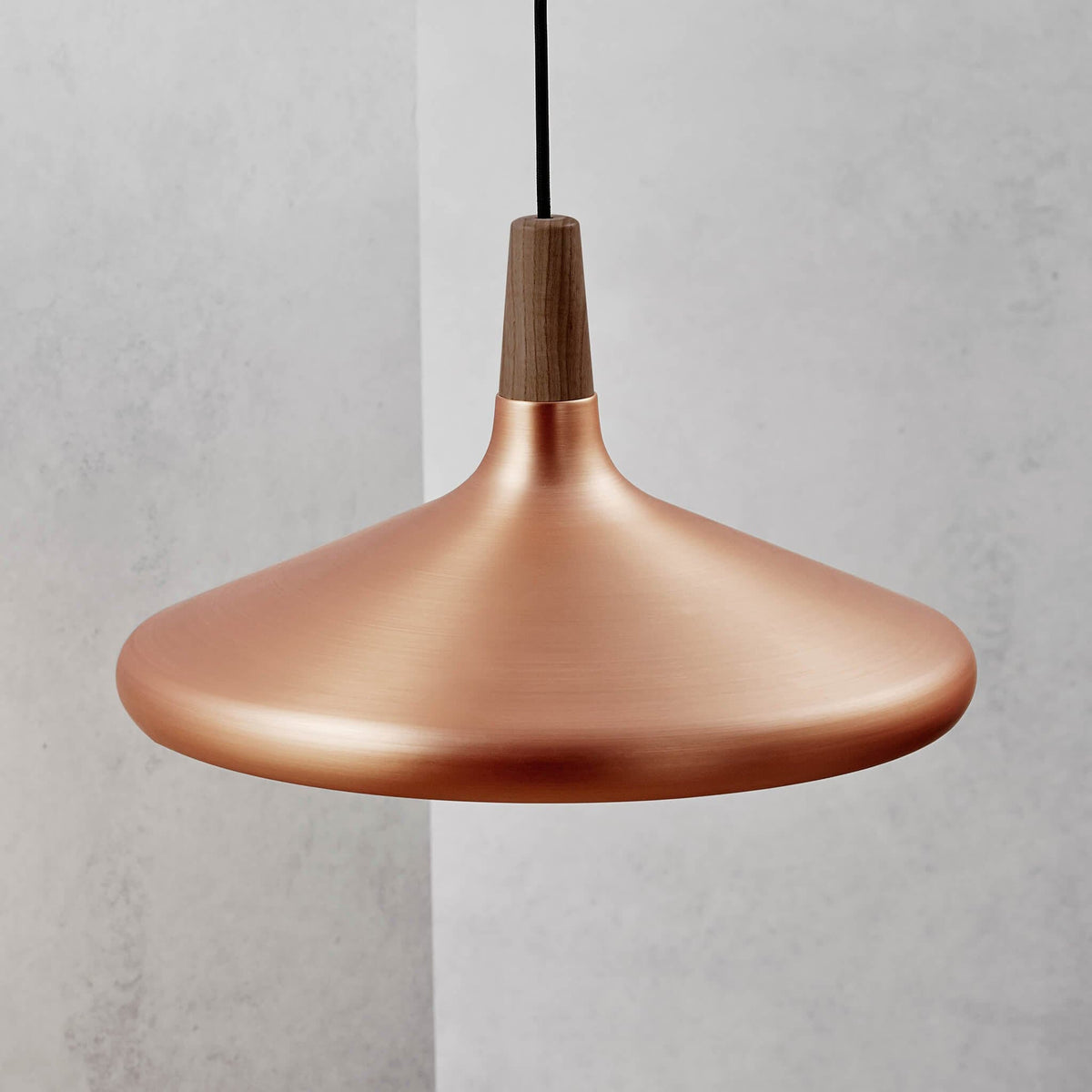 Xefinora Cone Pendant Light