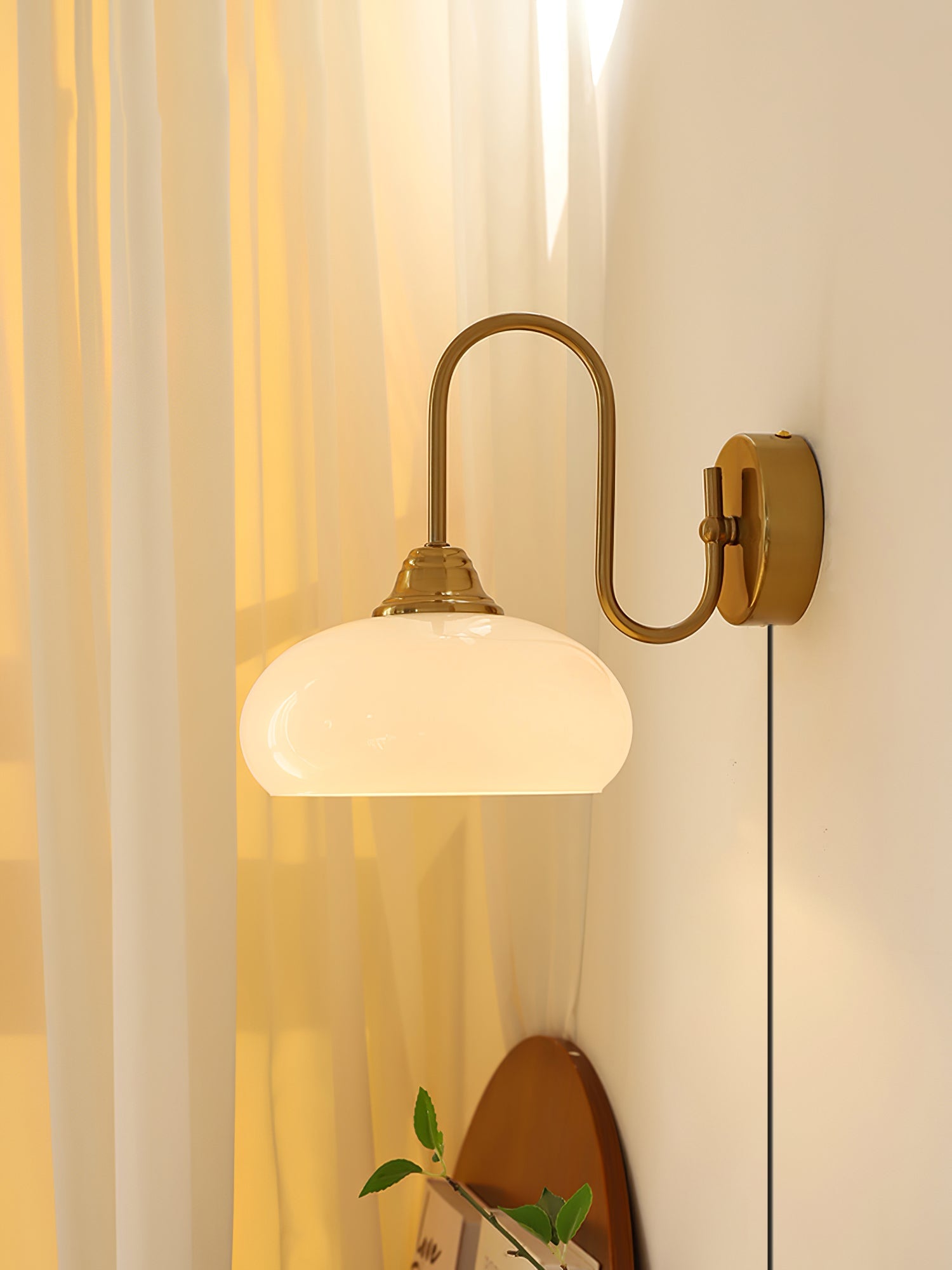 Siroma Plug In Wall Light